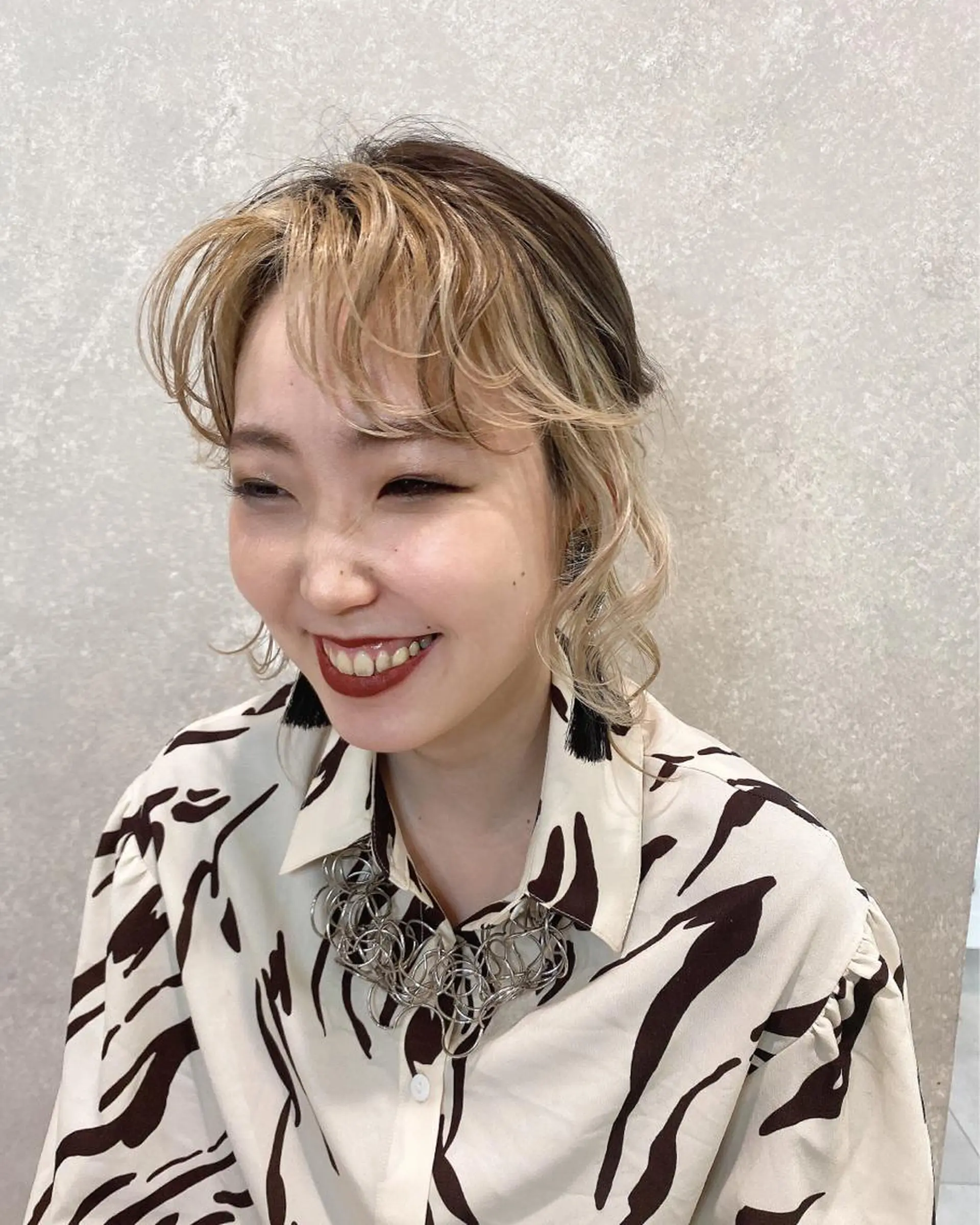 ミディアム カラー カット ヘアカラー パーマ 🇰🇷カルマパーマ kaito🇰🇷のヘアスタイル