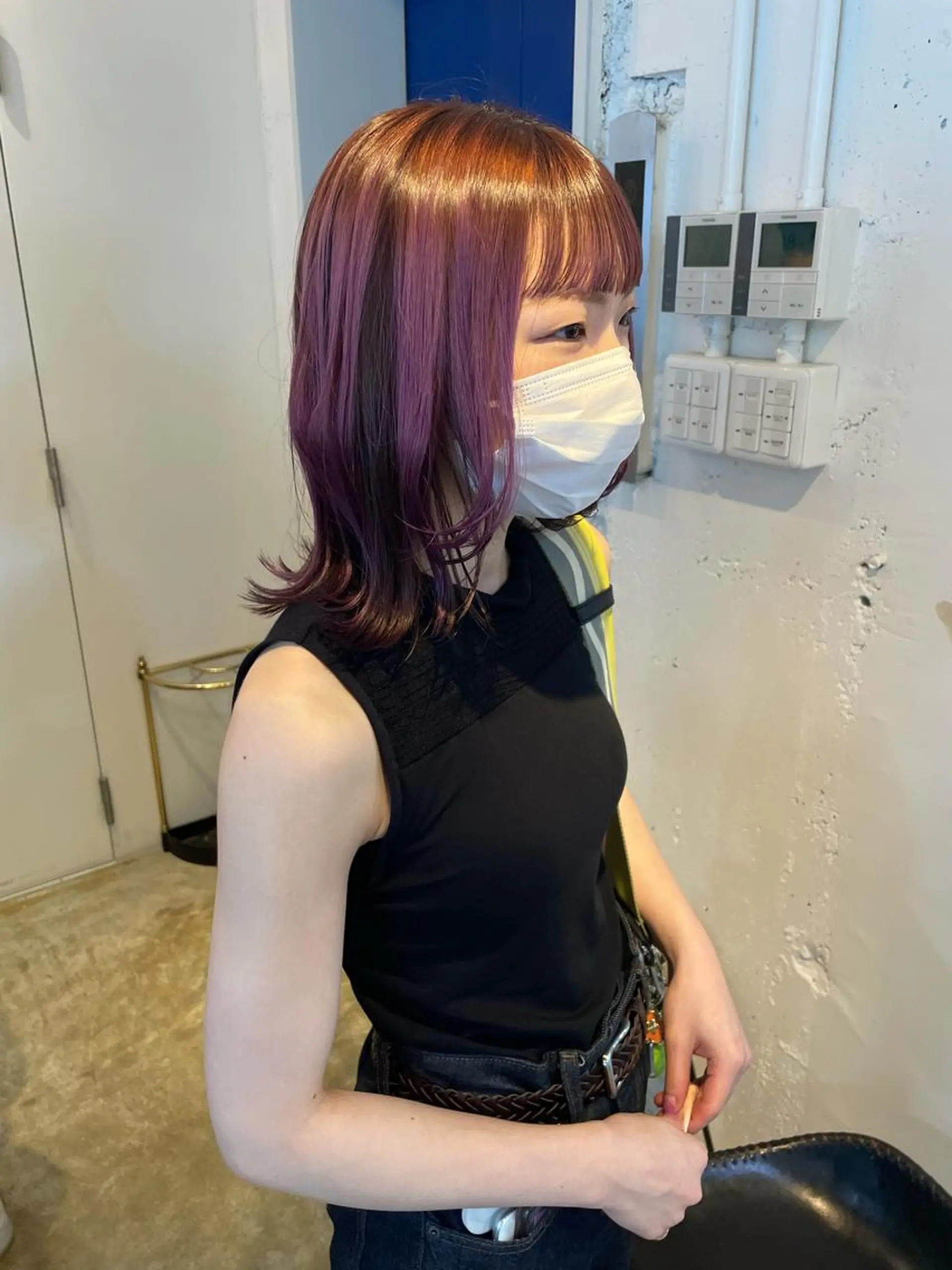 ミディアム カラー カット ヘアカラー トリートメント MIOベージュカラー 柔らかいカラーのヘアスタイル