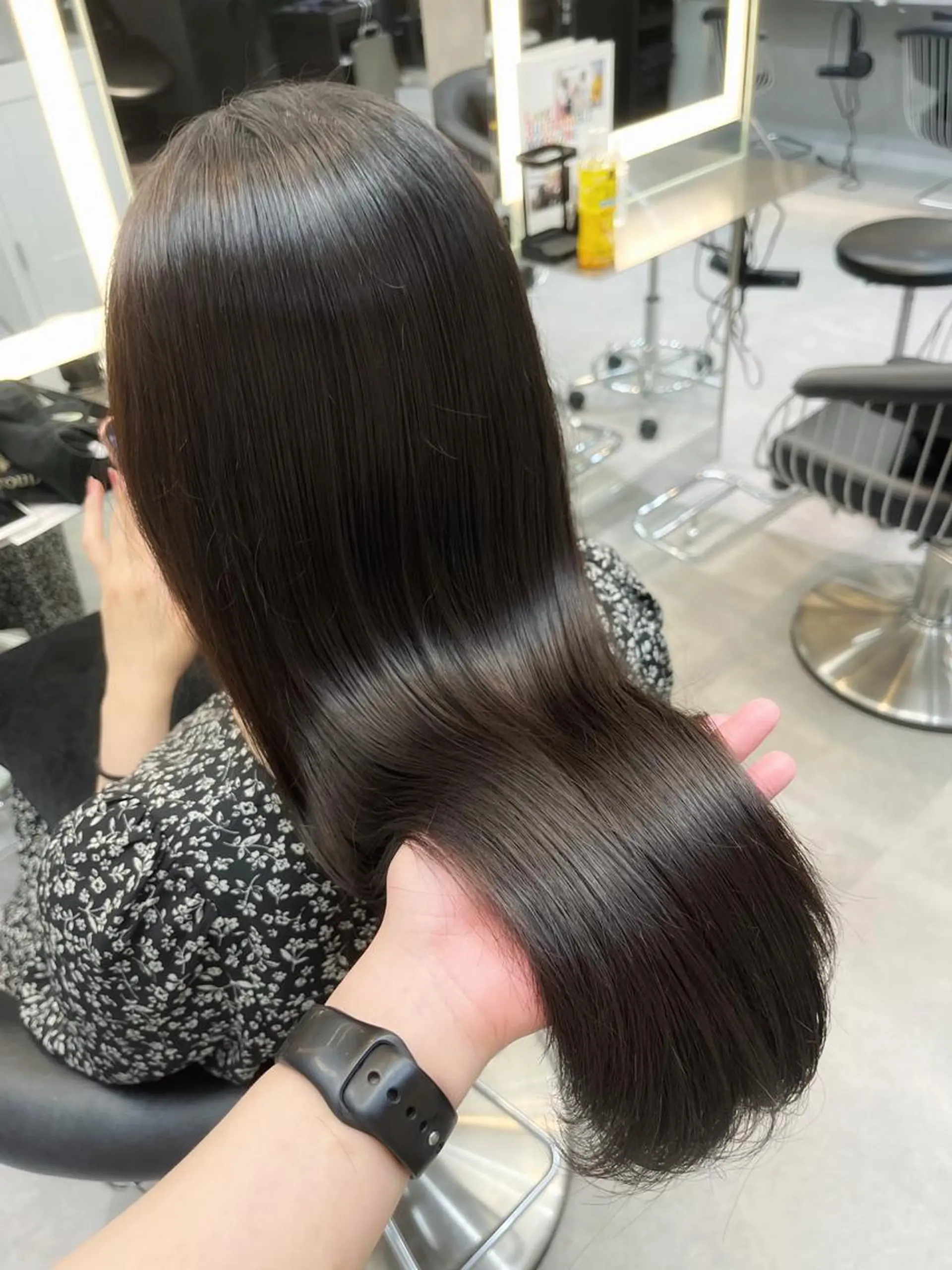 ロング カラー カット 縮毛矯正 トリートメント ヘアセット ボブ|韓国|美髪矯正 |amika🌙のヘアスタイル