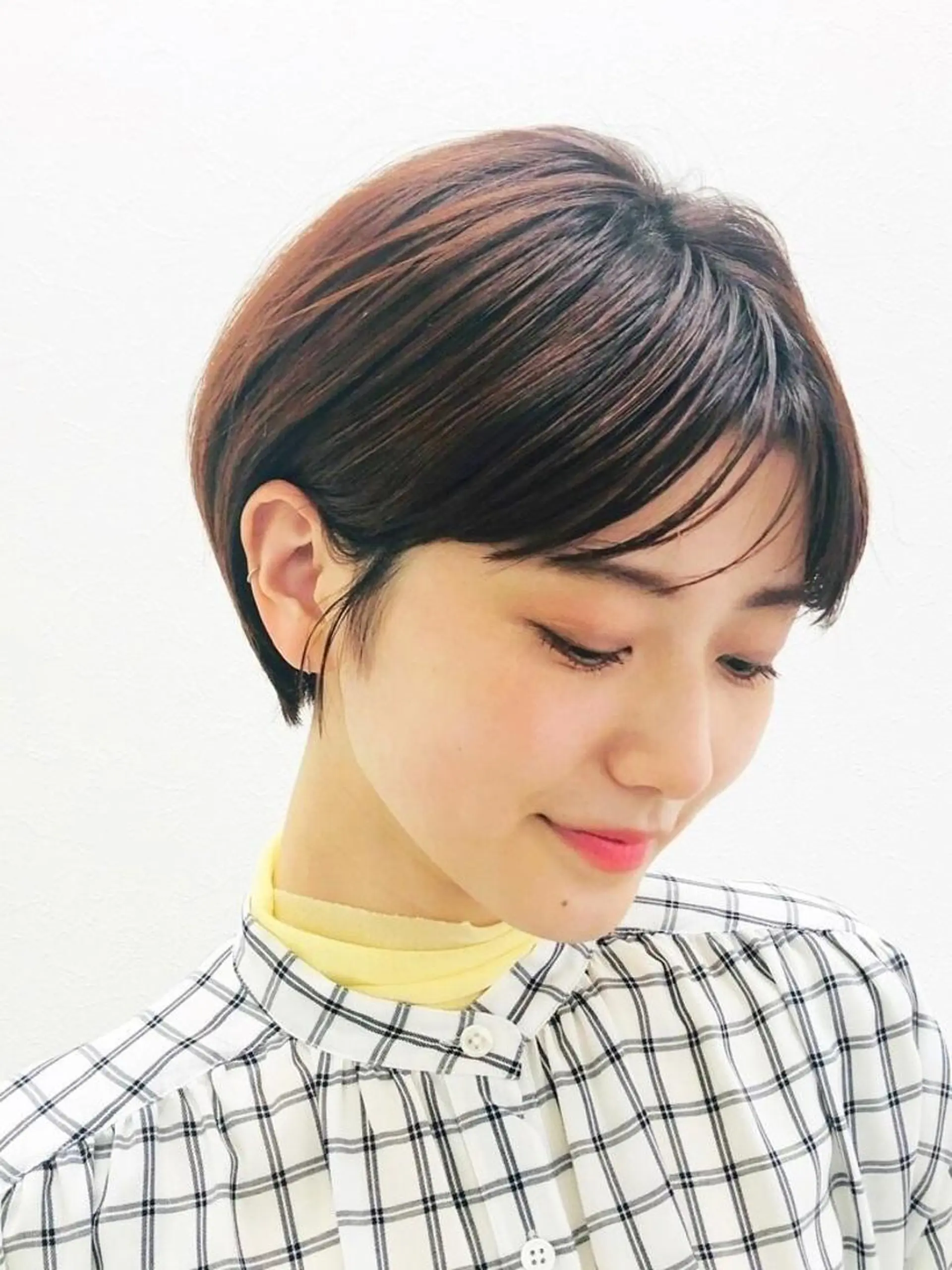 ショート カラー ショートヘア 植松 茜のヘアスタイル