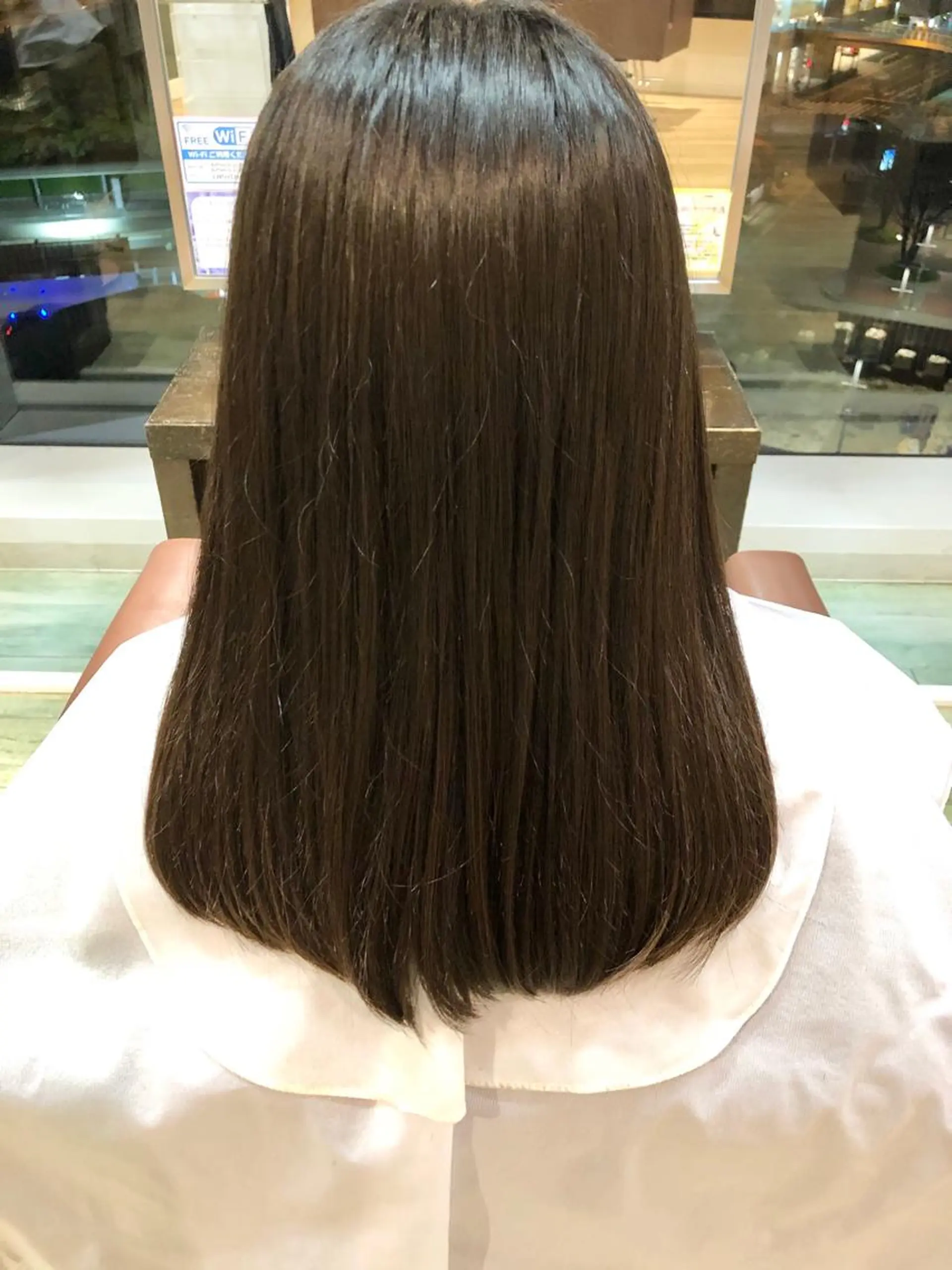 ロング 小宮 真理奈のヘアスタイル