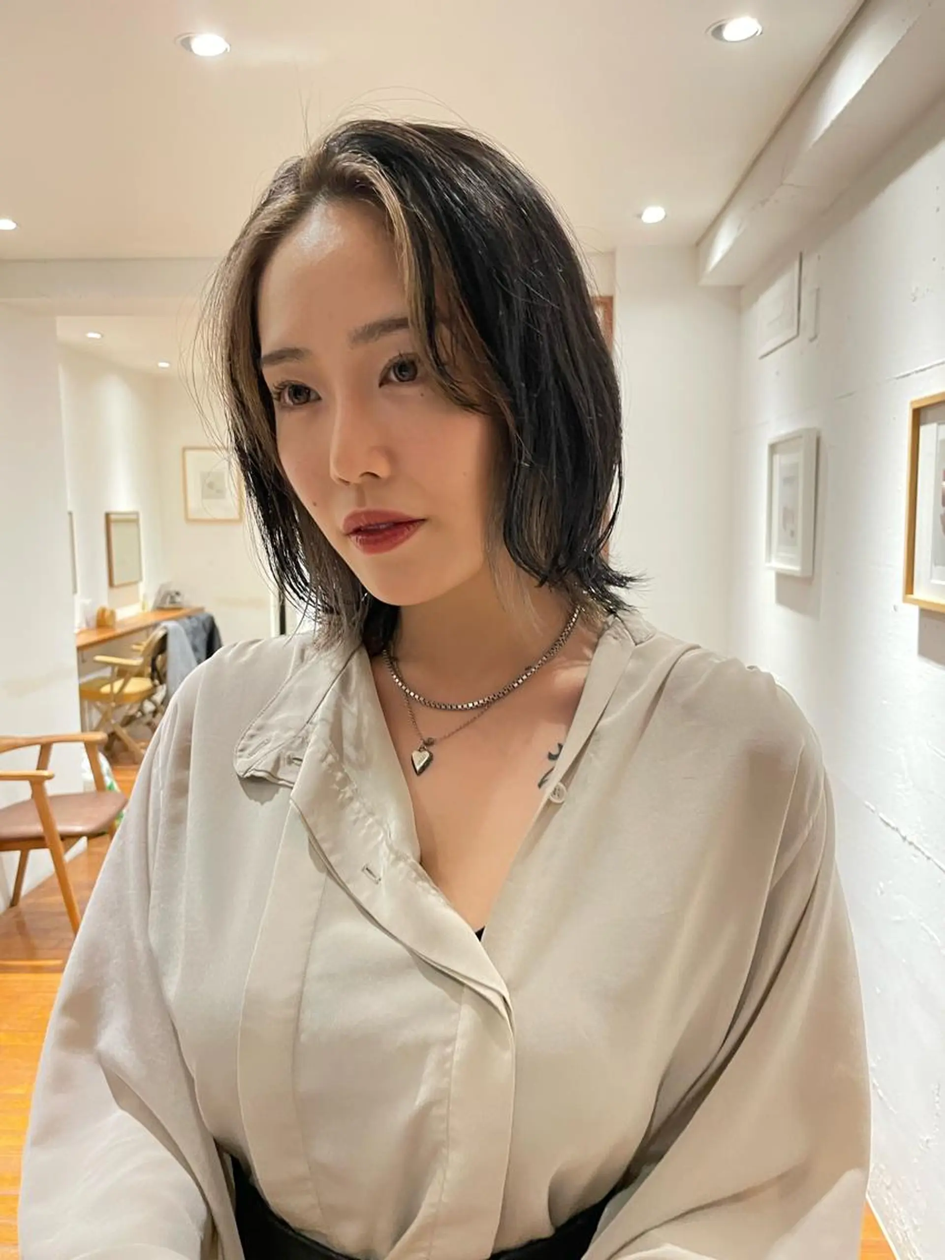 セミロング カラー ヘアアレンジ 小顔レイヤー×コンパ クトボブ/林隆平のヘアスタイル