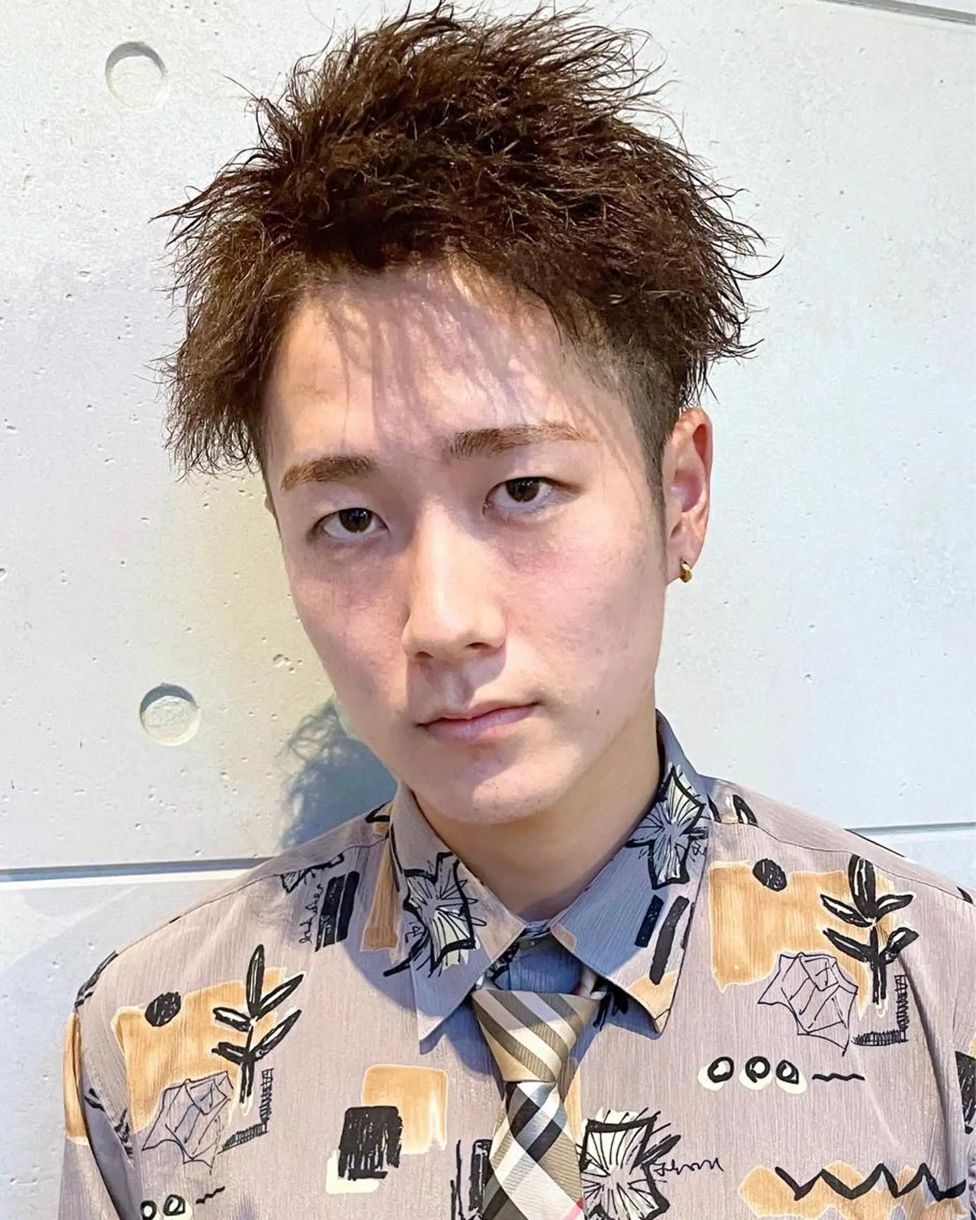 ショート パーマ メンズ メンズパーマ 刈り上げ ショートヘア スパイラルパーマ メンズヘア特化 崎田 成人のヘアスタイル