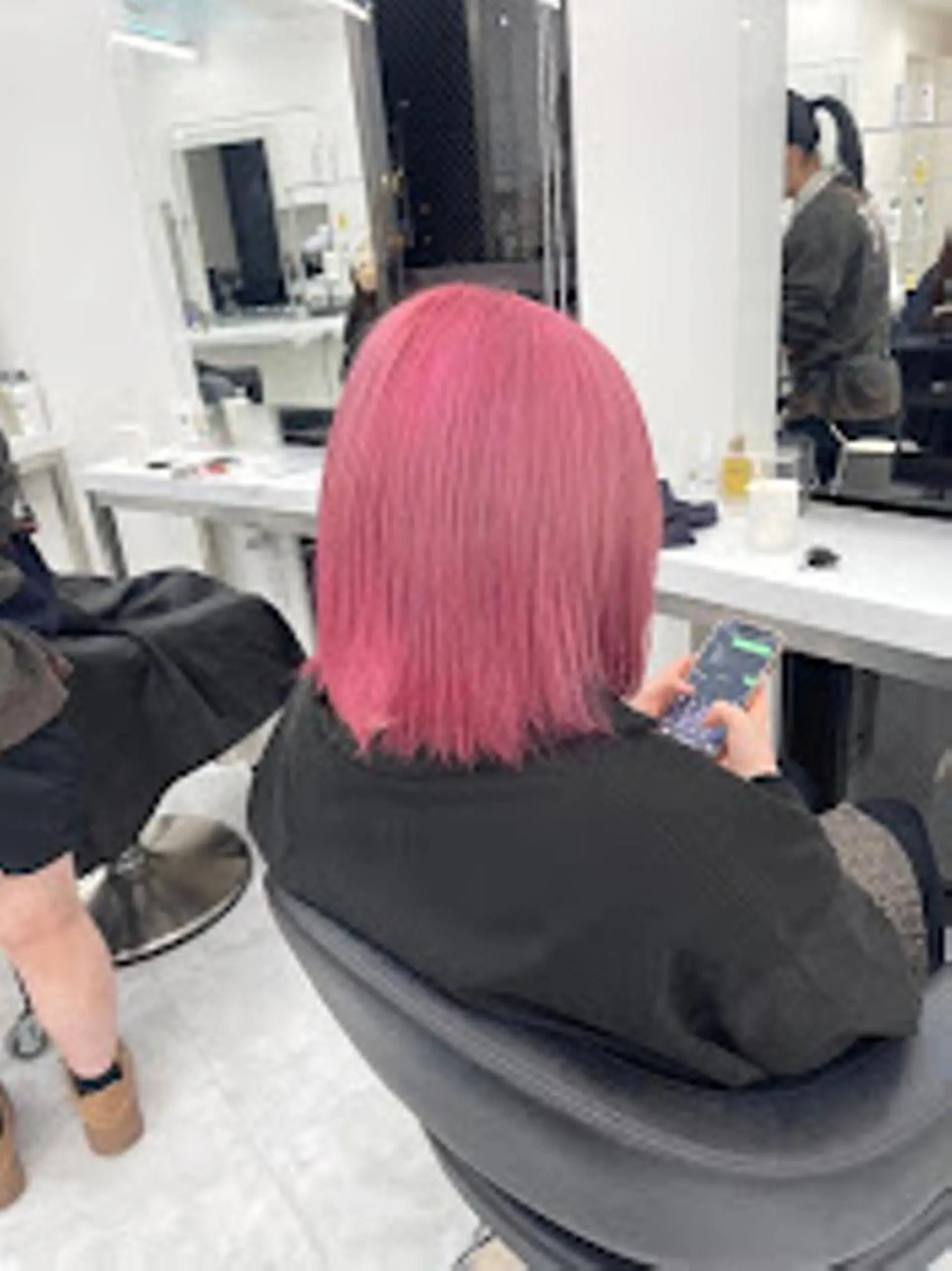 カラー 🪞SHE池袋 Official🪞のヘアスタイル