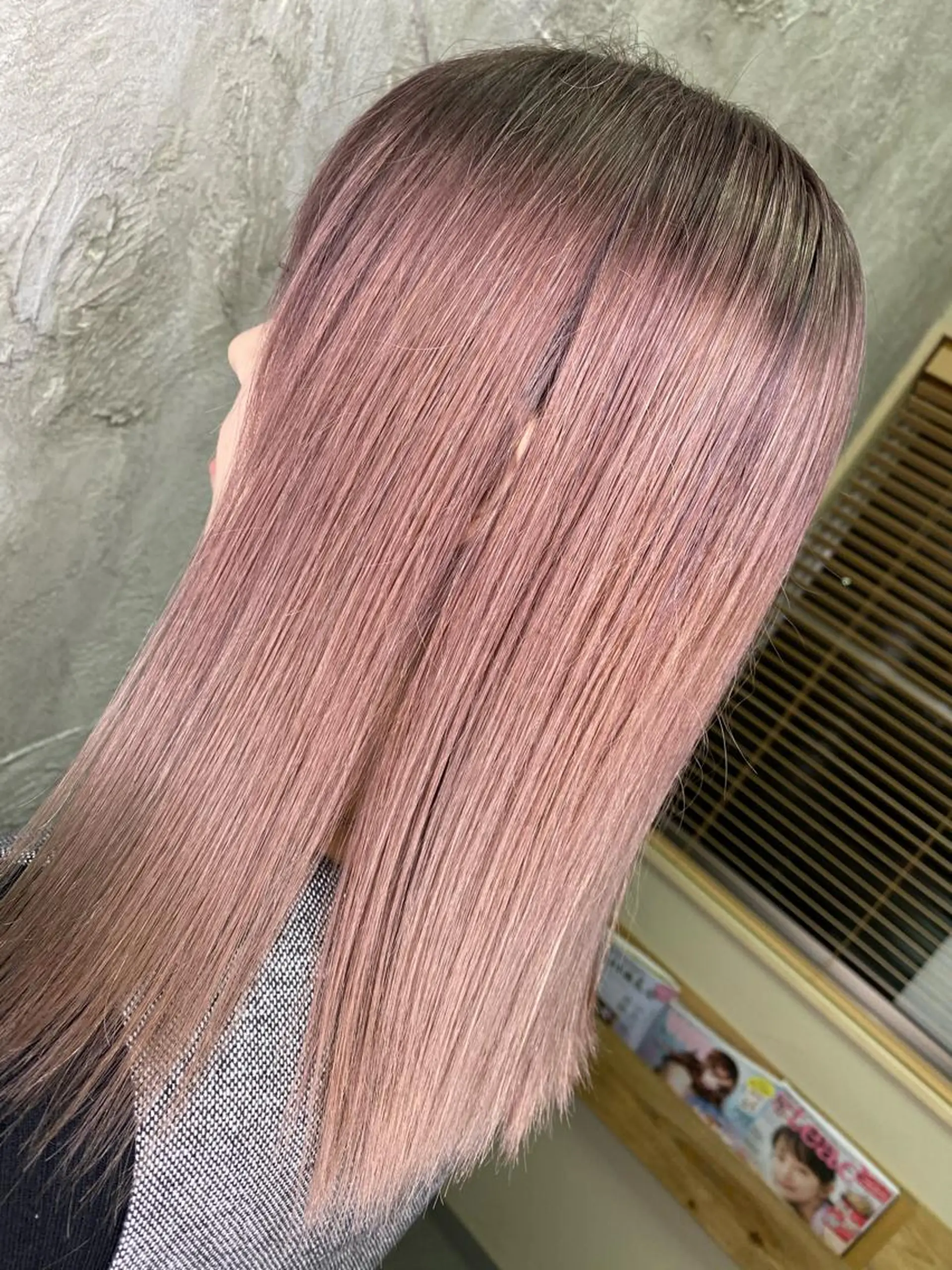 セミロング カラー ヘアカラー トリートメント 寺門 拓馬のヘアスタイル