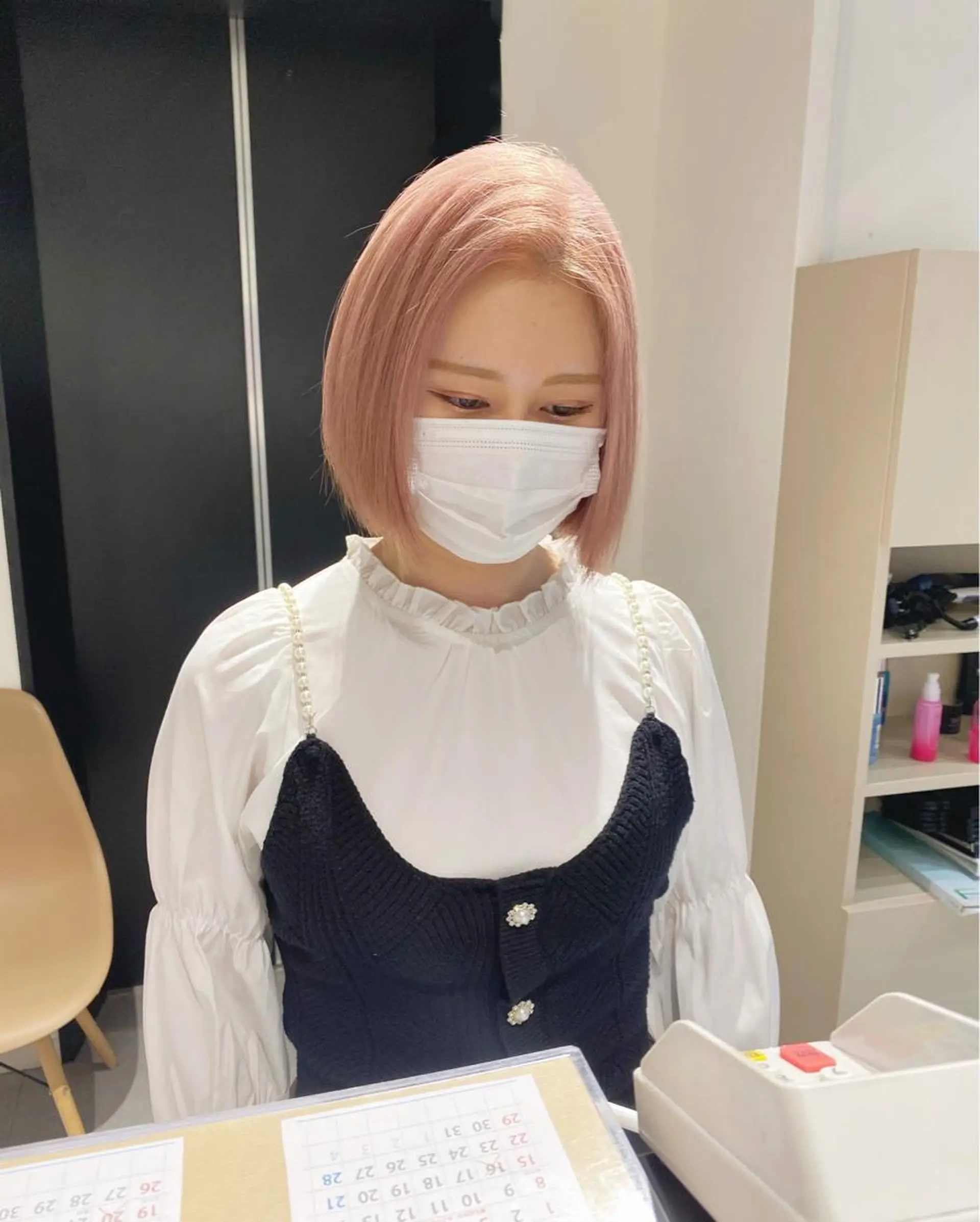 ミディアム デザイン🥇複雑履歴 ハイトーン特化のヘアスタイル