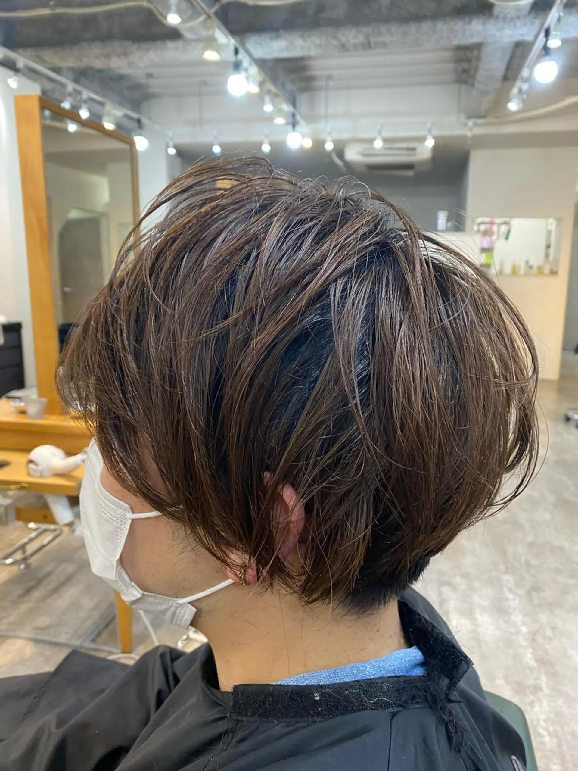 ショート a-o岡野　こやま しんぺいのヘアスタイル