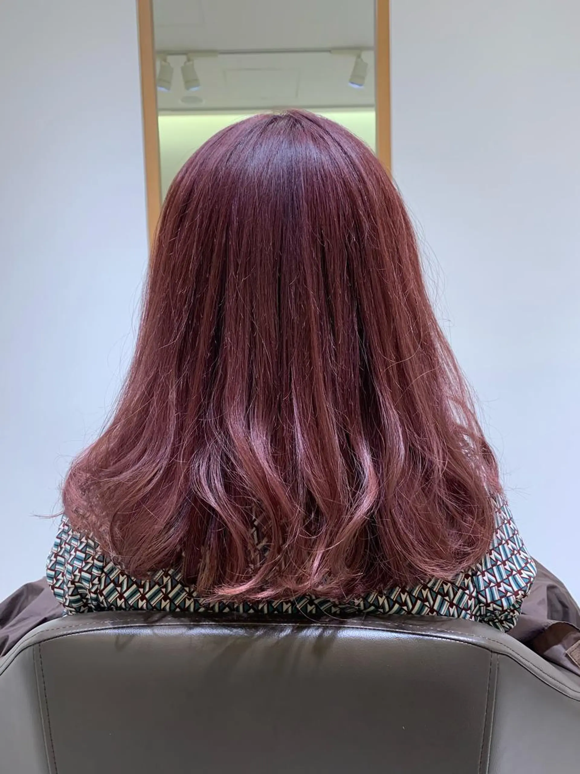 セミロング カラー ベージュカラー ピンクカラー ピンクベージュ Hitotose代表 中島和樹のヘアスタイル