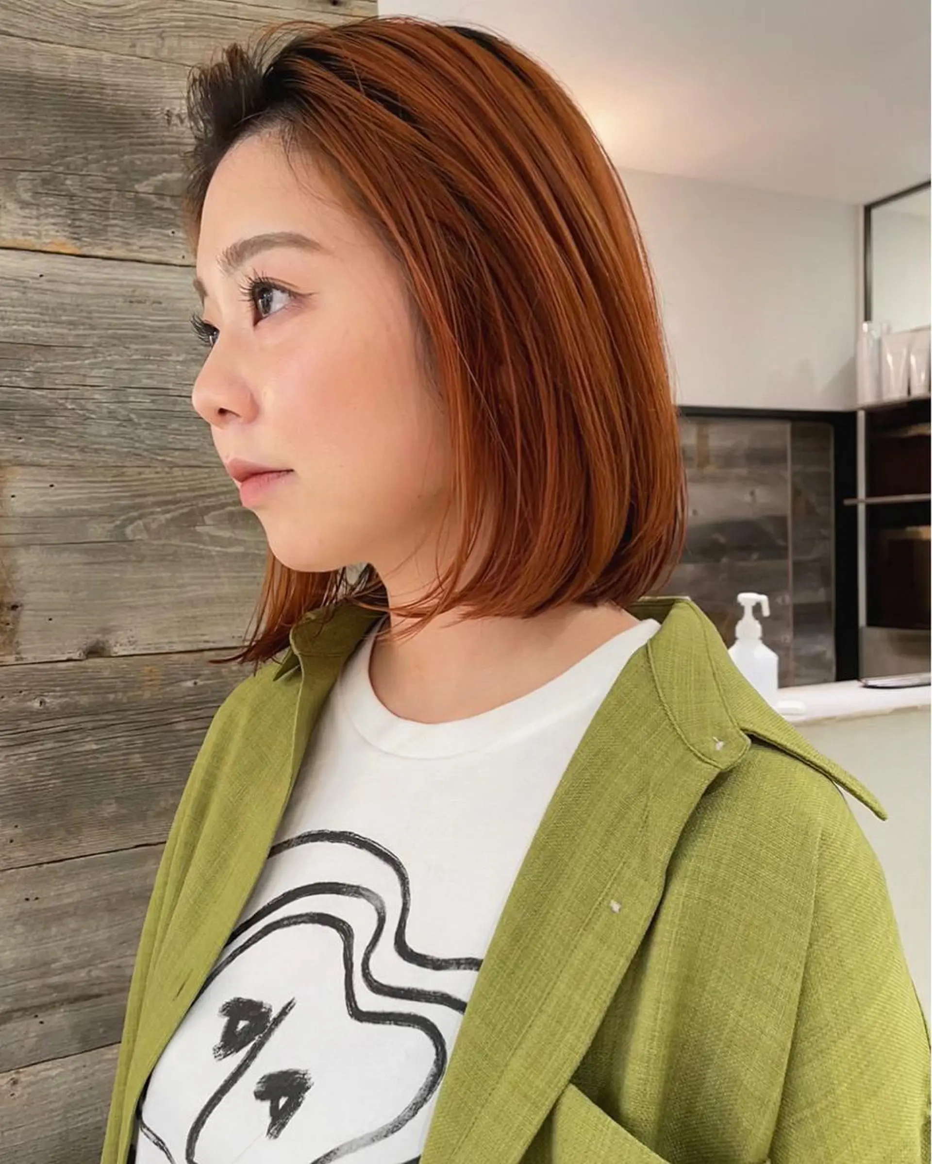 ミディアム カラー ブリーチ ケアブリーチ オレンジ 伸ばしかけ カット ヘアカラー トリートメント Loom.所属・村上雅人 ナチュラルモードのヘアスタイル