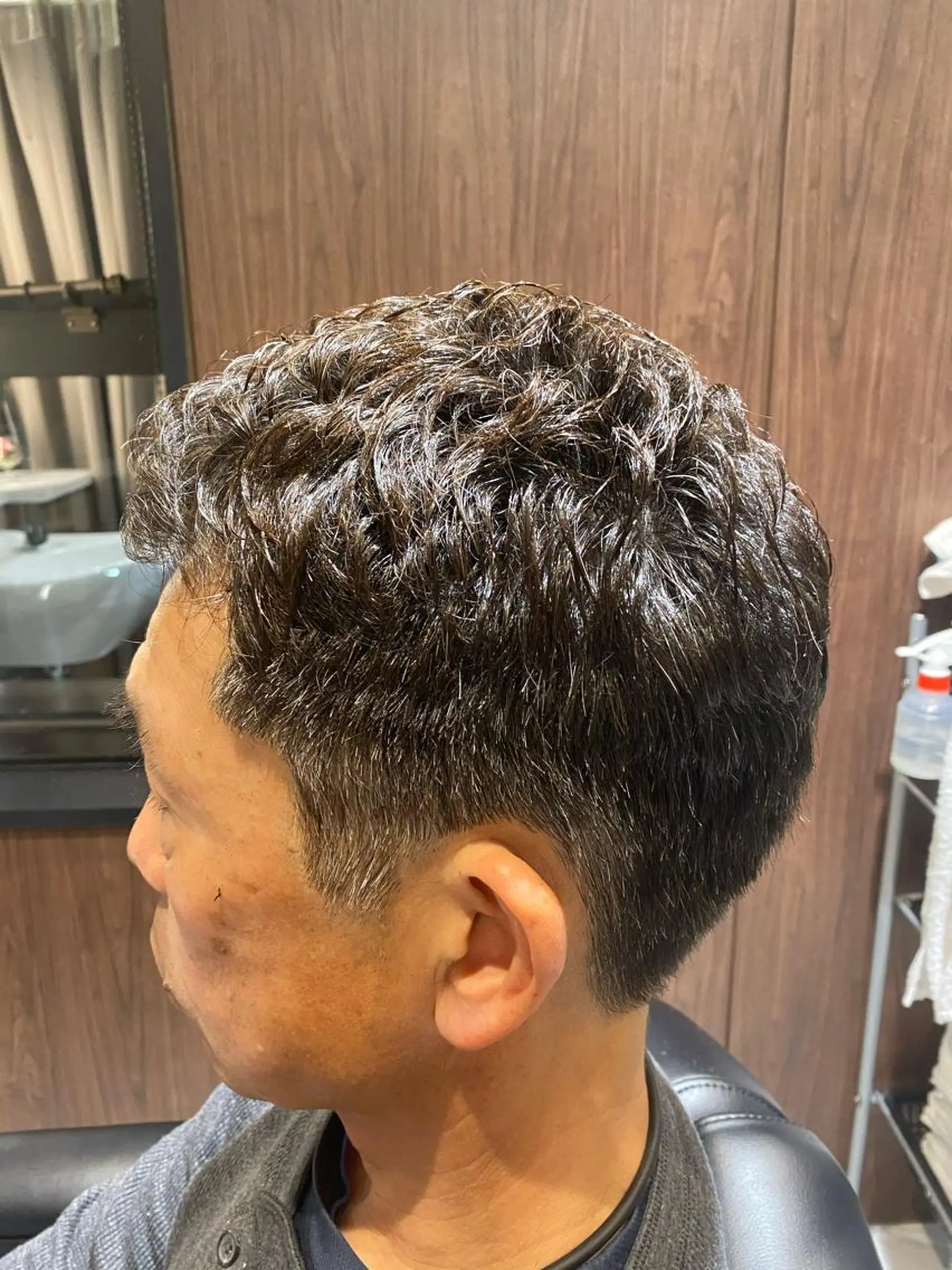 ショート パーマ 小野 大輔のヘアスタイル