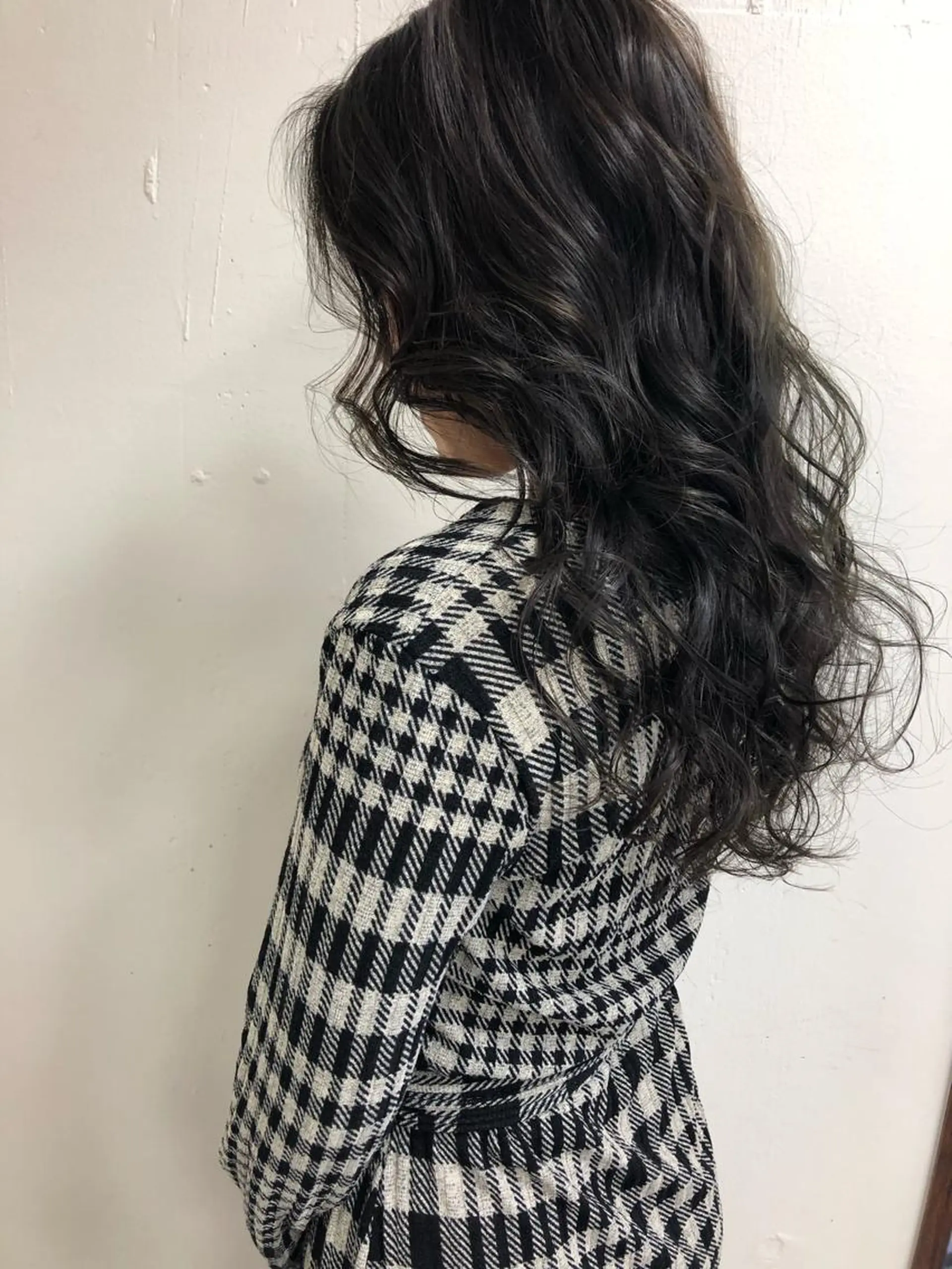 ロング カラー SALOWIN  原宿ash所属・タナカ タクヤのヘアスタイル