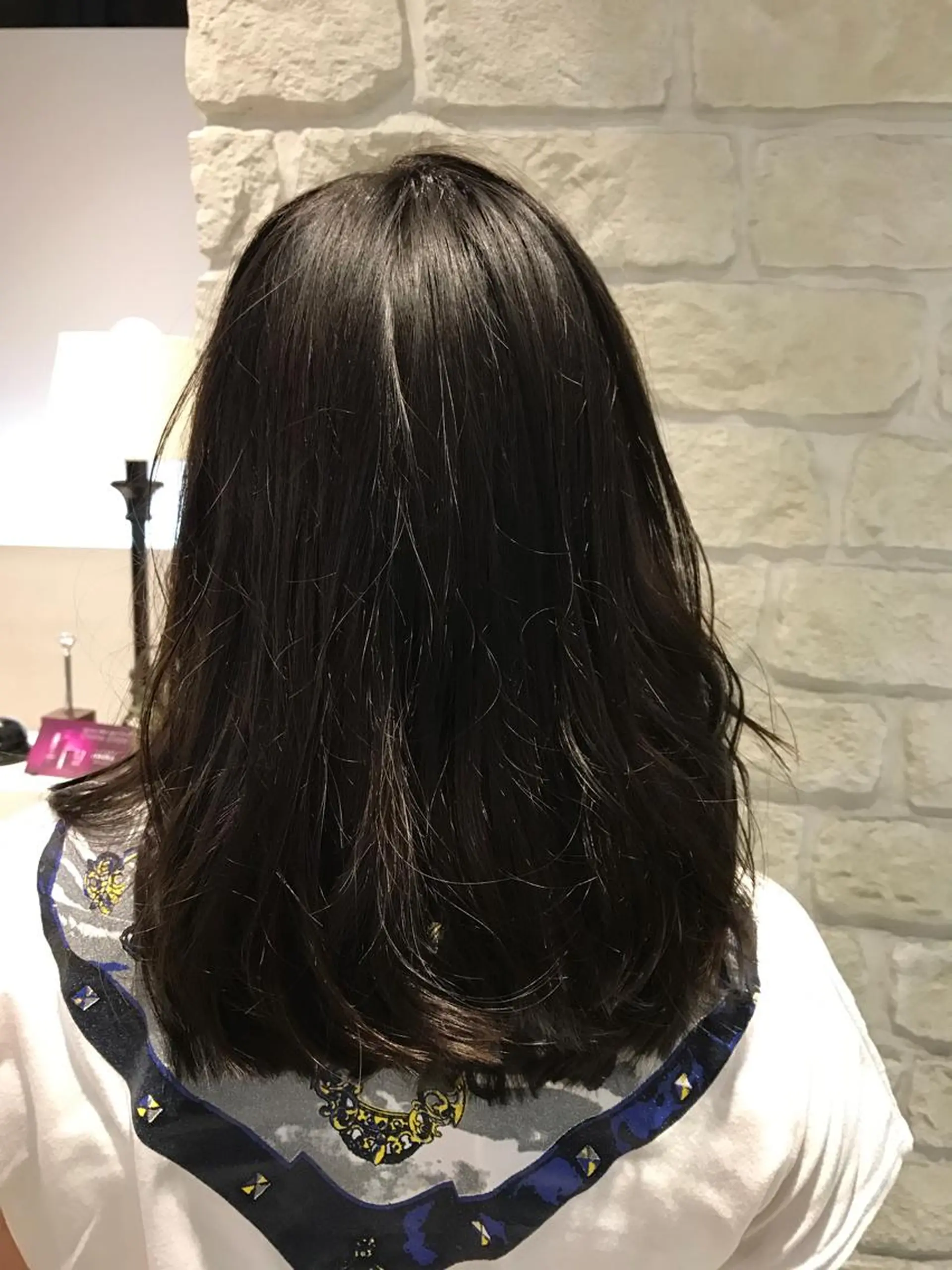 ミディアム 庄司 美佑樹のヘアスタイル