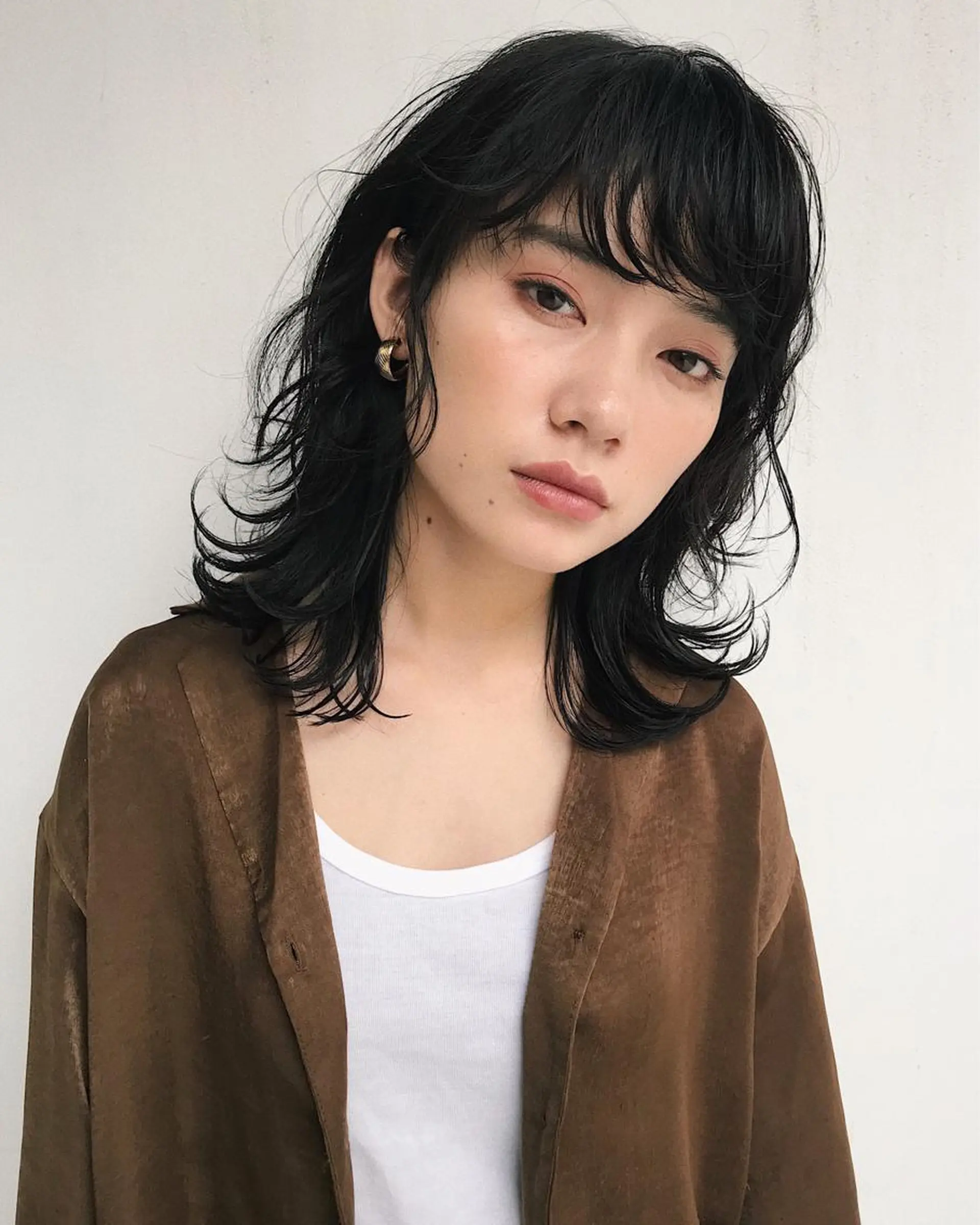 ミディアム カラー パーマ ヘアアレンジ ミディアムパーマ 松田 亮葉のヘアスタイル