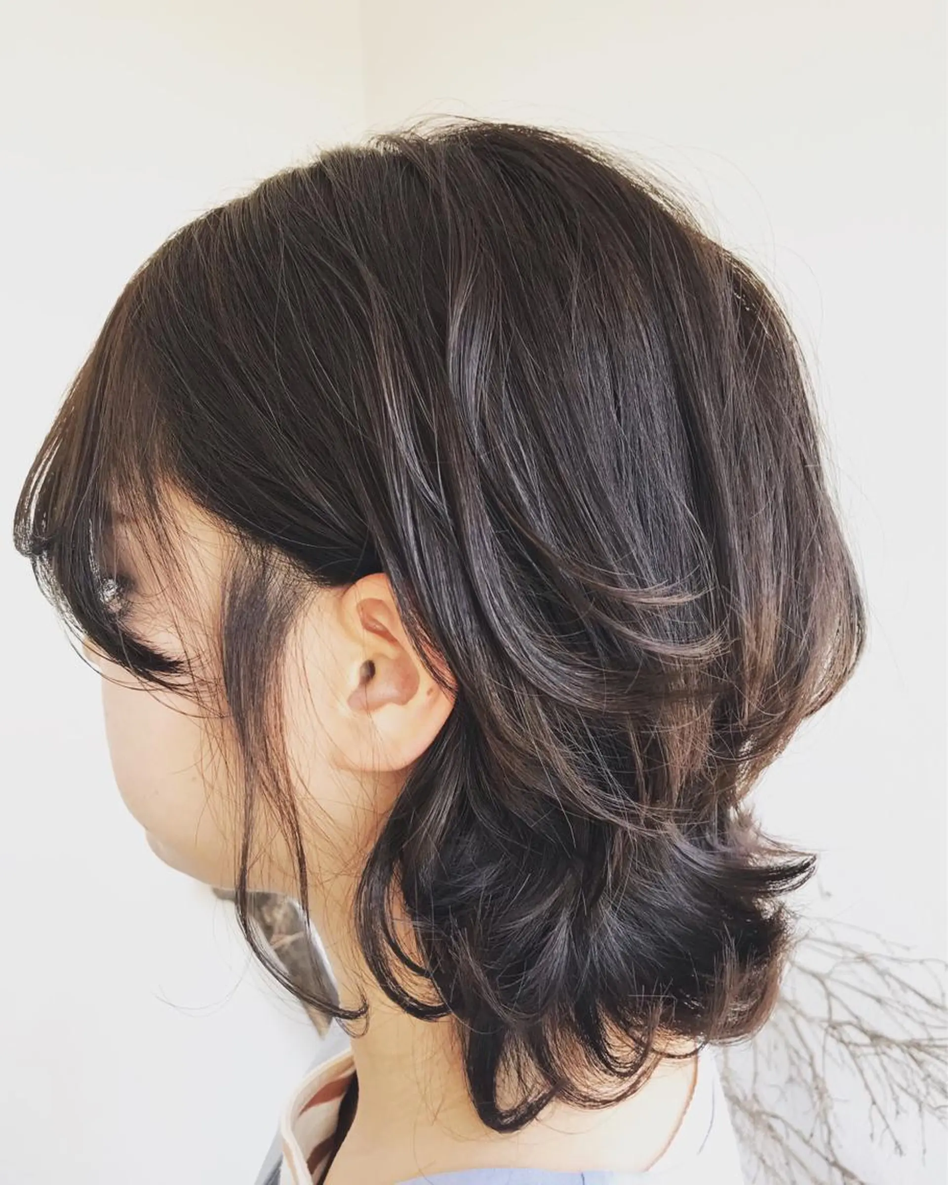 ミディアム カラー ウルフカット 大嶋 宏隆のヘアスタイル