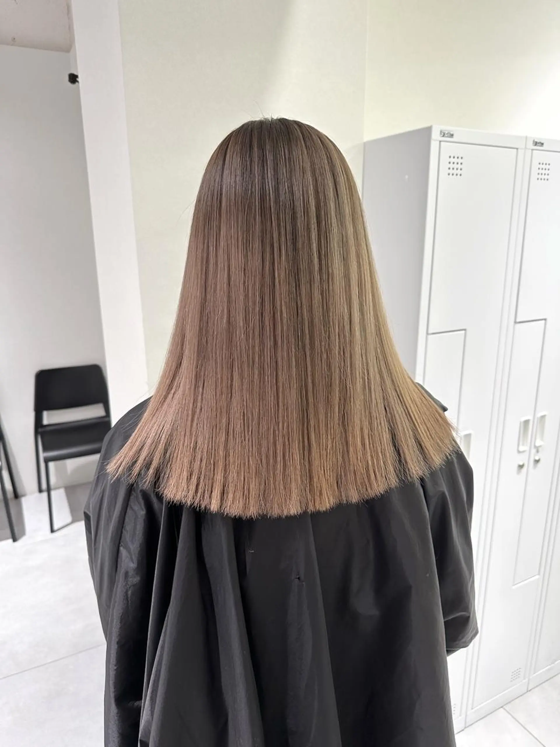 セミロング カラー epi エピのヘアスタイル