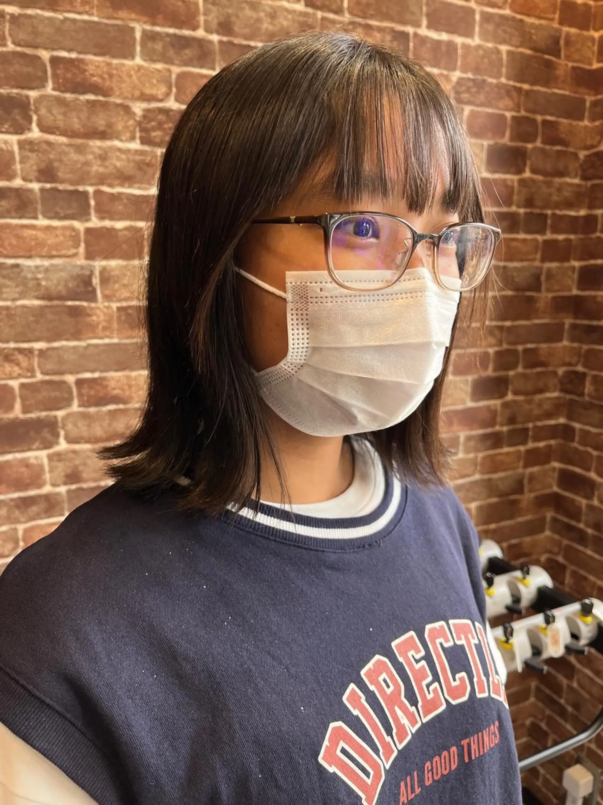 ミディアム カラー パーマ ヘアアレンジ メンズ キッズ ネイル マツエク・マツパ アイブロウ ミディアムパーマ メンズパーマ ブラウンカラー ケアカラー 透明感カラー 久木原 ゆりのヘアスタイル