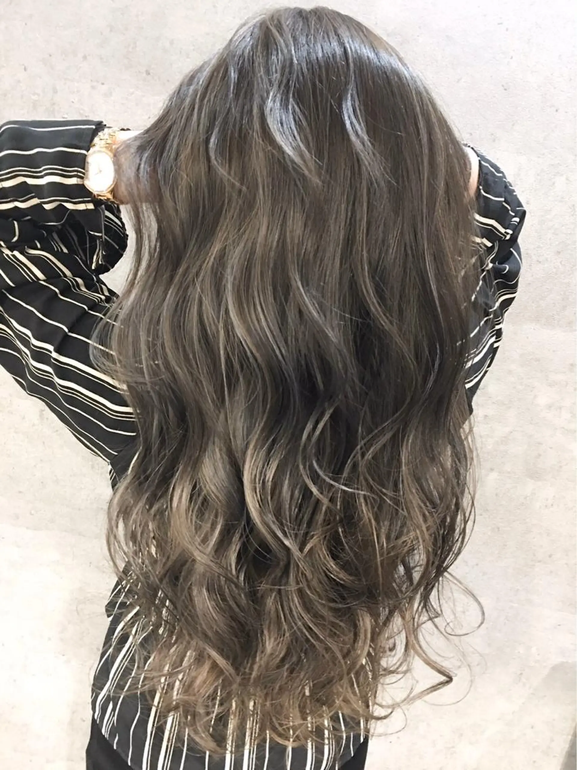 ロング ハイライト ✨MiL✨ ✨心斎橋✨のヘアスタイル