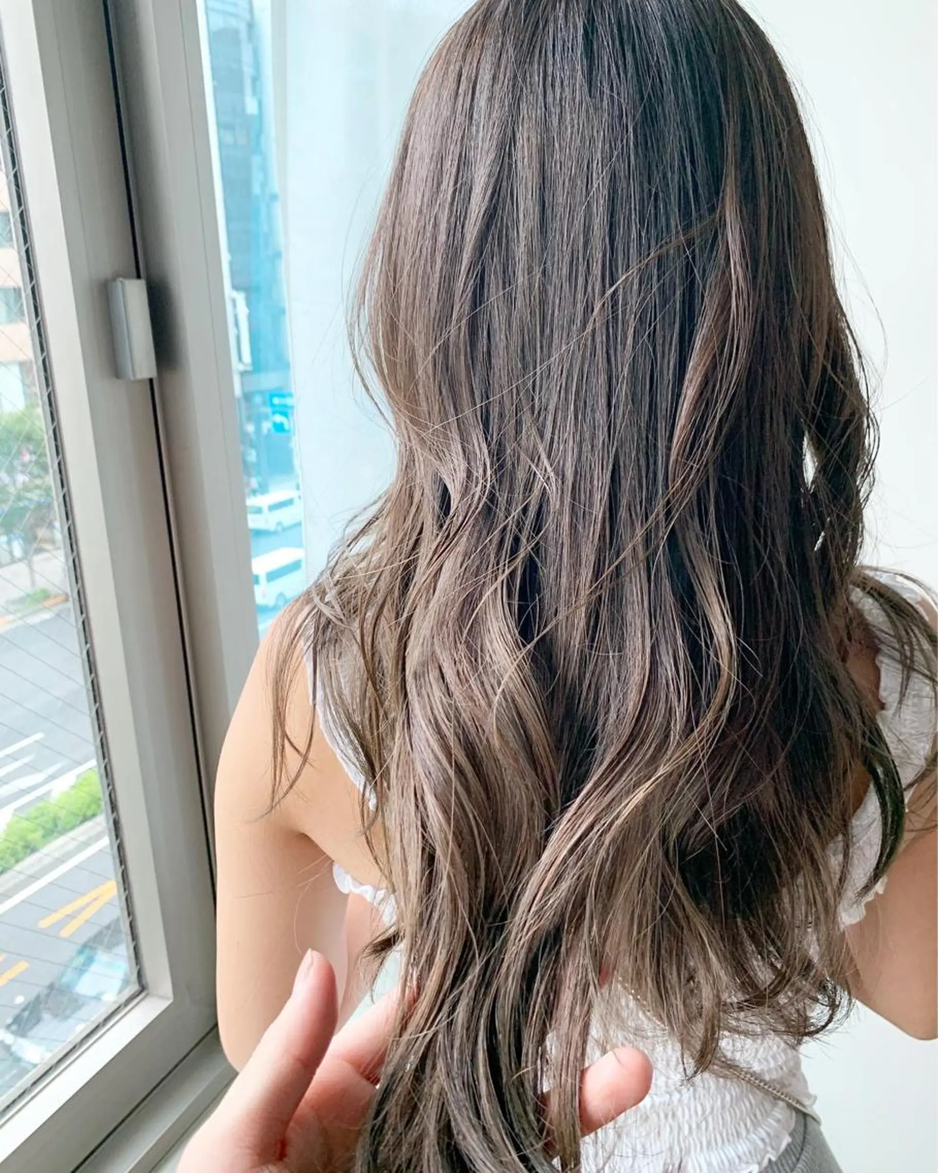 ロング レイヤー専門家 ダブルカラー修のヘアスタイル