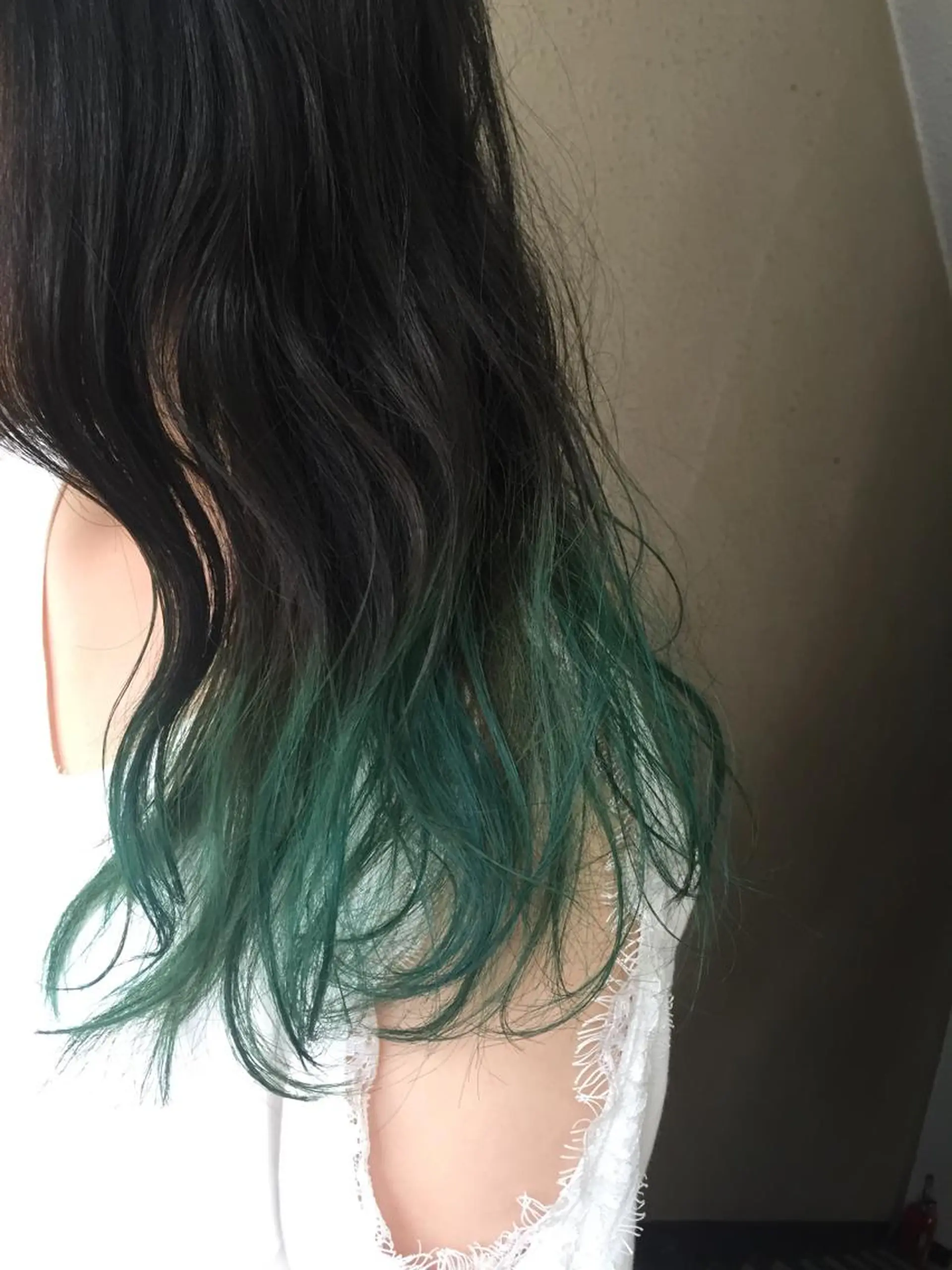 ロング カラー パーマ ヘアアレンジ メンズ キッズ ネイル マツエク・マツパ グラデーションカラー グラデーション グリーン EMANON新宿西口所属・新宿/髪質改善/ 美髪矯正✨浅江通友のヘアスタイル