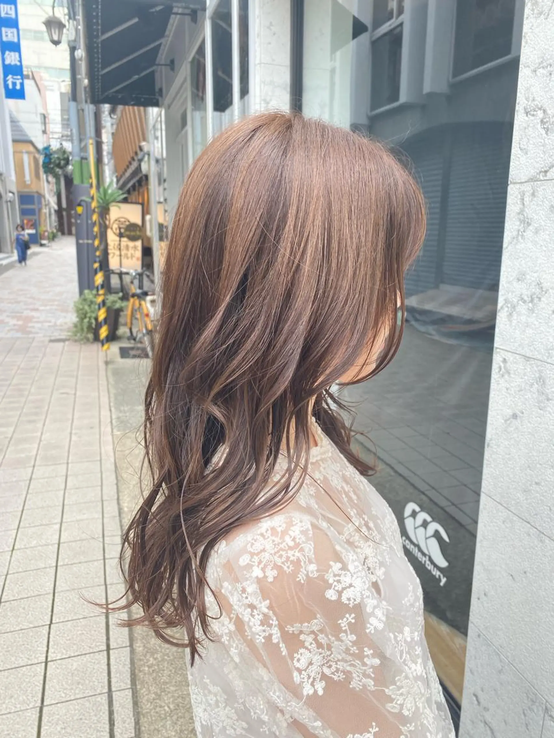 ミディアム ヘアカラー トリートメント パーマ・レイヤー 髪質改善・TANIのヘアスタイル
