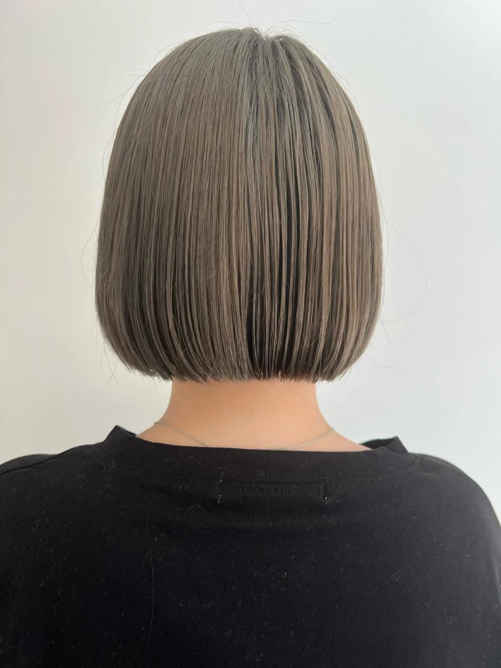 ミディアム ブリーチカラー🎀 韓国風/寺門美優のヘアスタイル