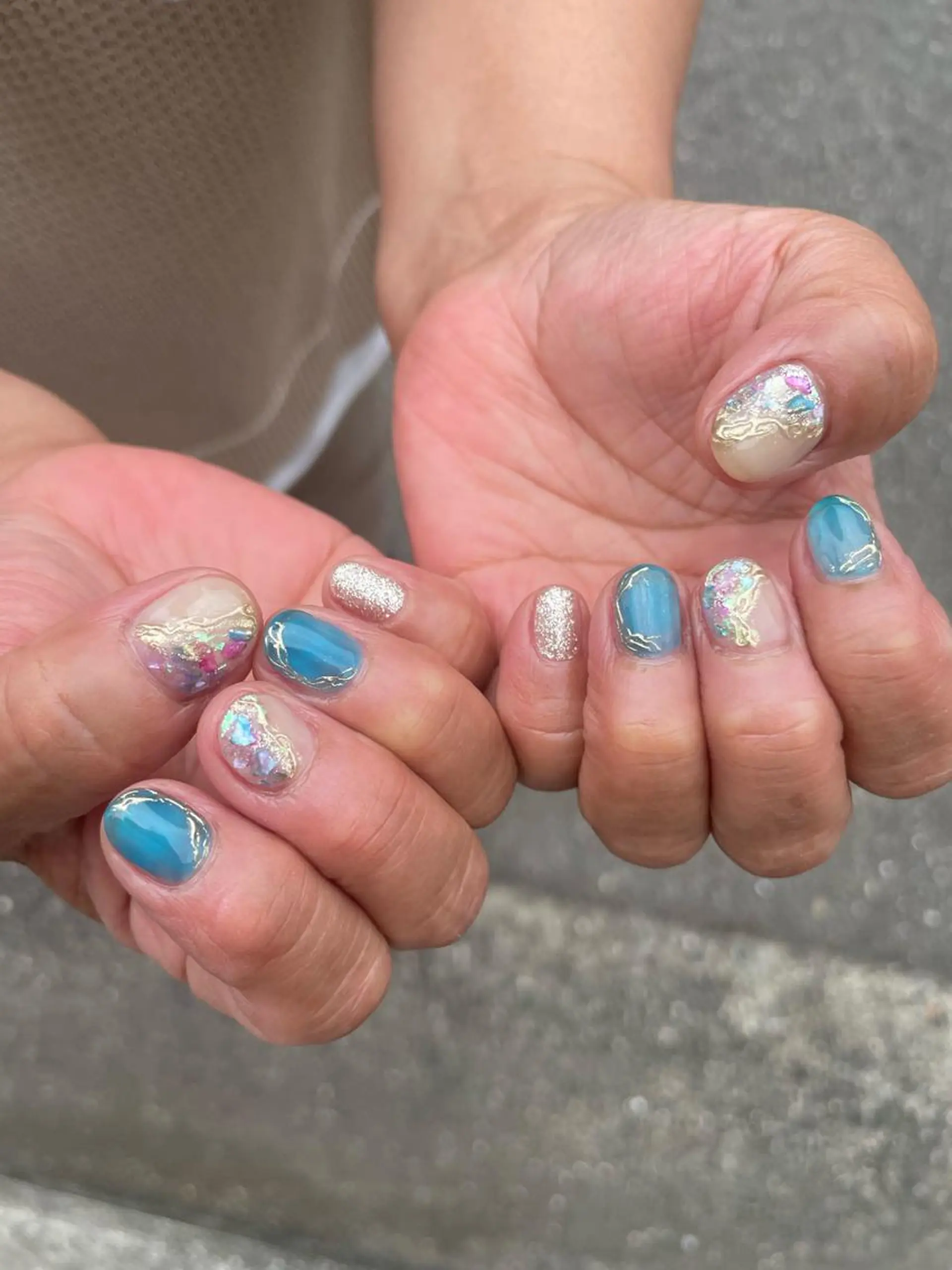 ネイル ハンドネイル ハンドケア 岩山 直子のネイルデザイン