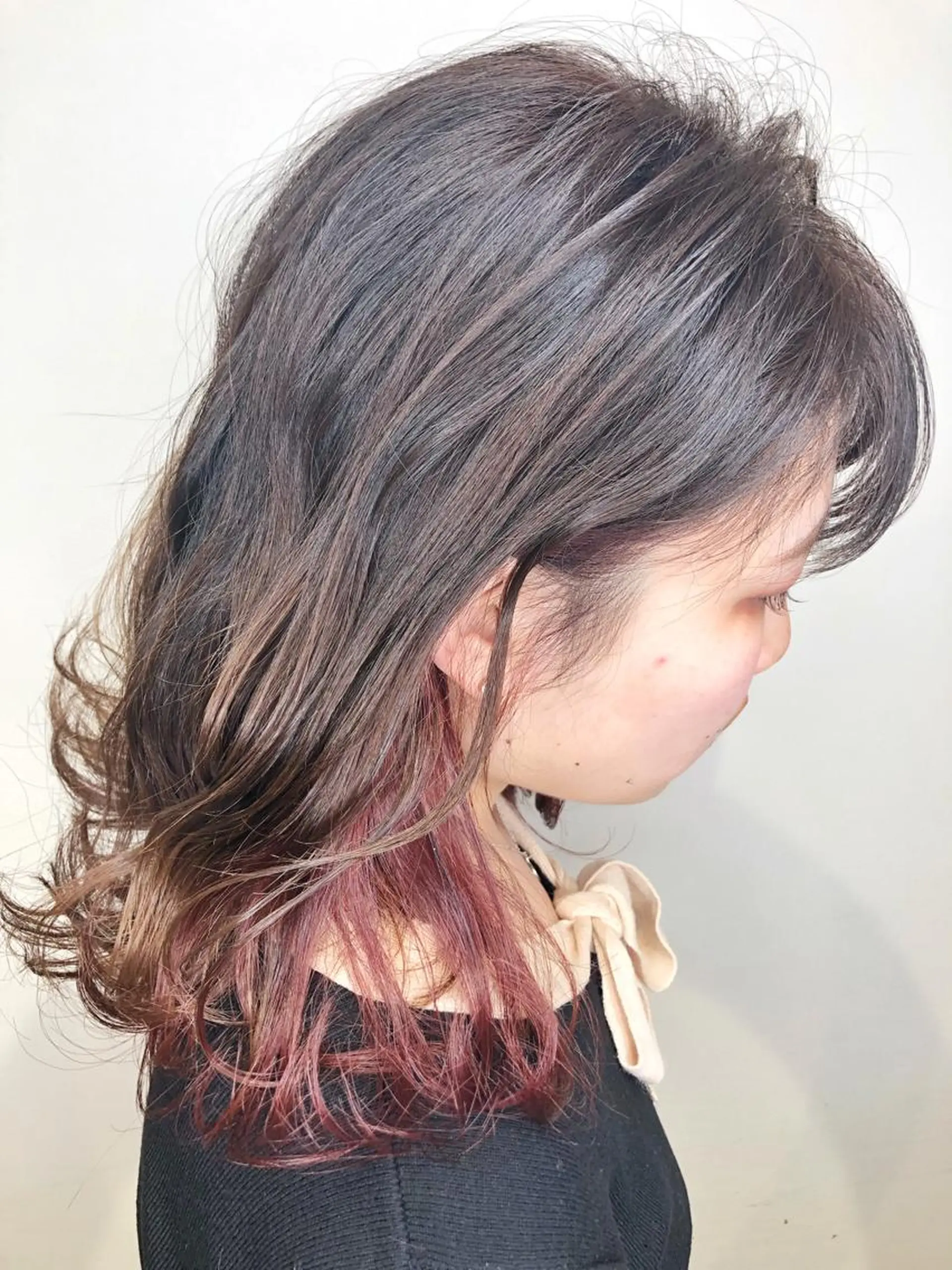 セミロング カラー インナーカラー レッドカラー メンズヘア特化 崎田 成人のヘアスタイル