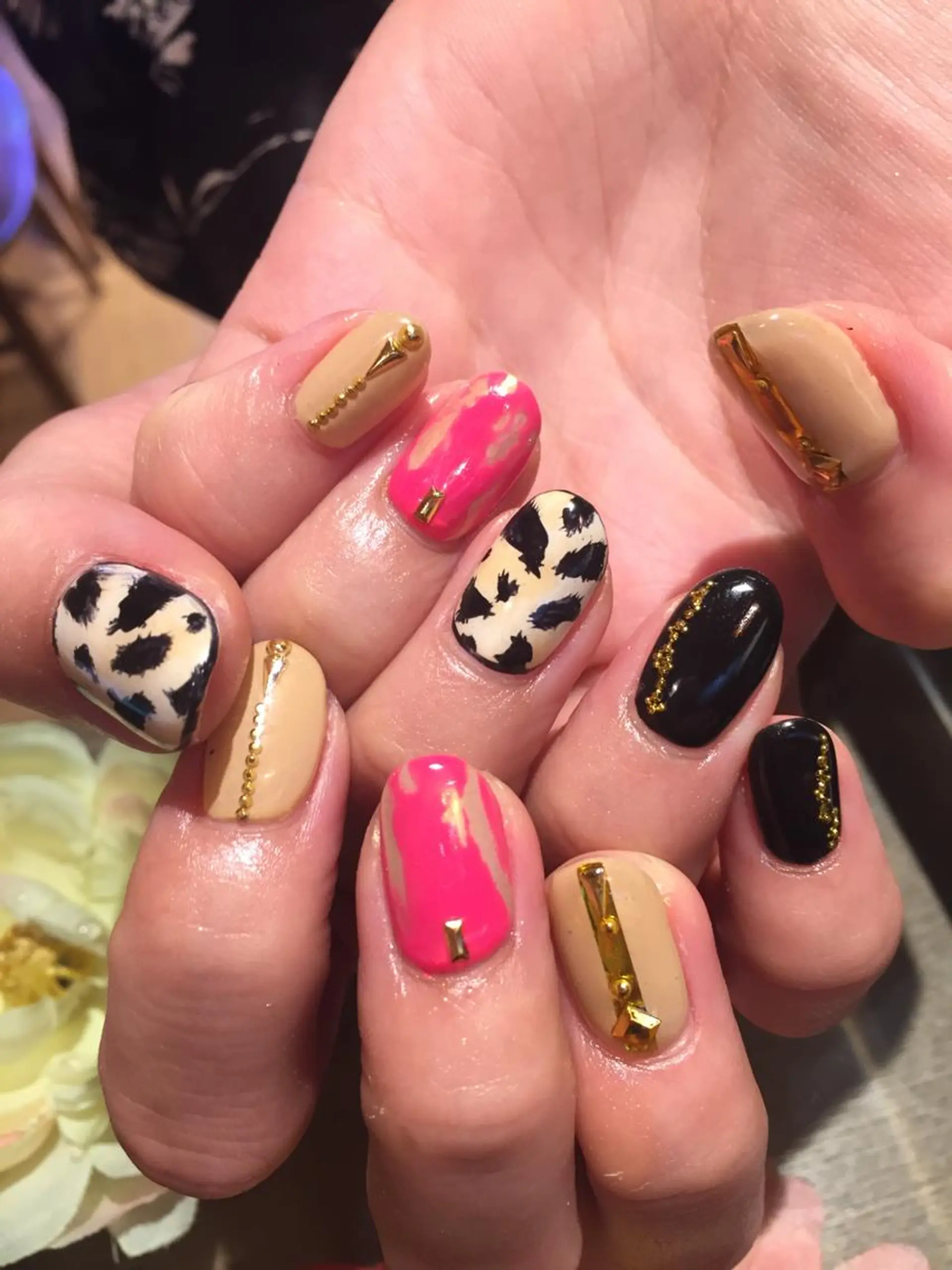 ネイル Nest 三田のマツエク・マツパデザイン