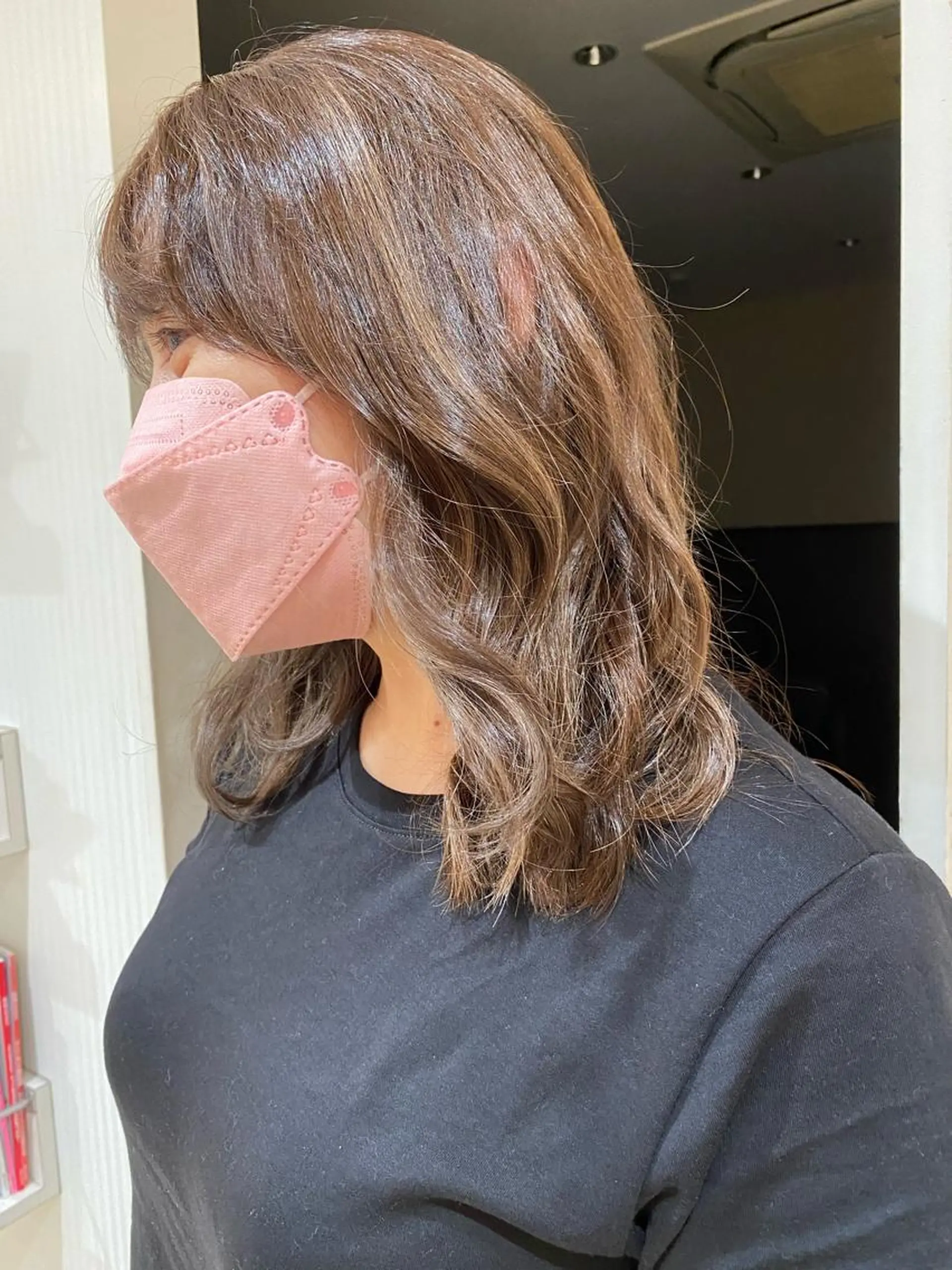 ミディアム カラー ブリーチ レイヤーカット /konomiのヘアスタイル