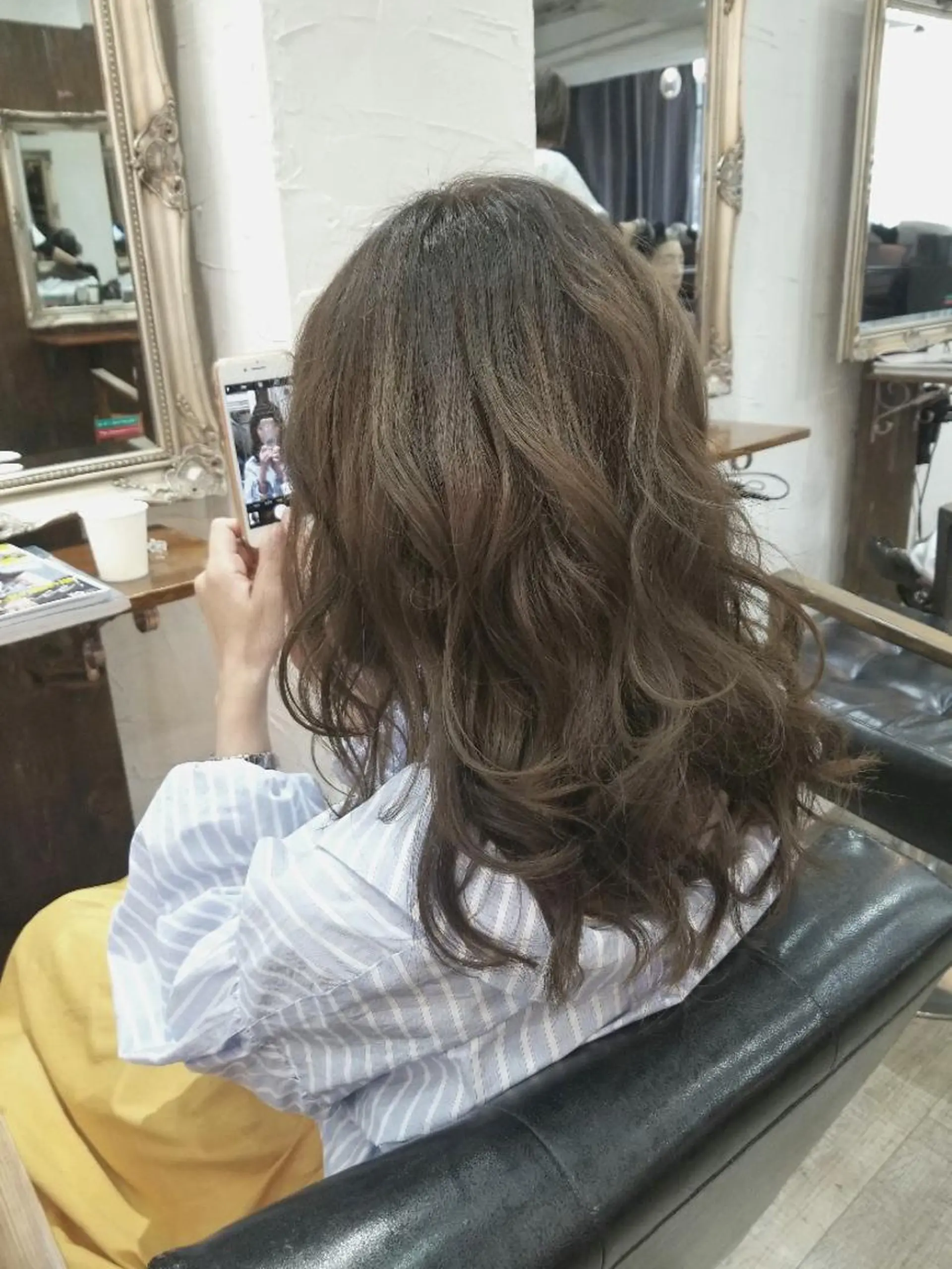 ミディアム カラー ヘアカラー トリートメント bathair 持田侑祐のヘアスタイル