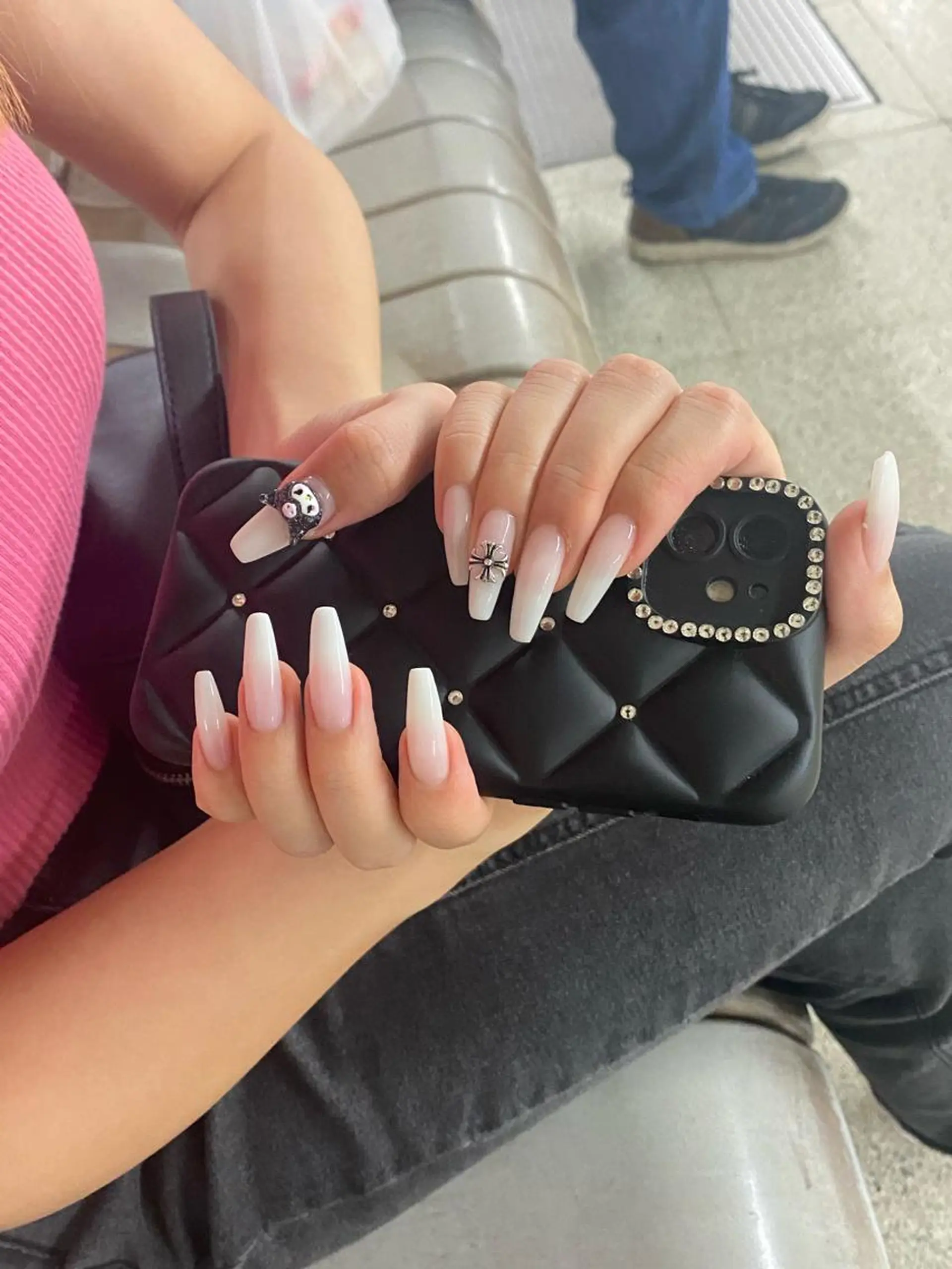 ネイル ホワイト ハンドネイル D.d Nail Moeのネイルデザイン