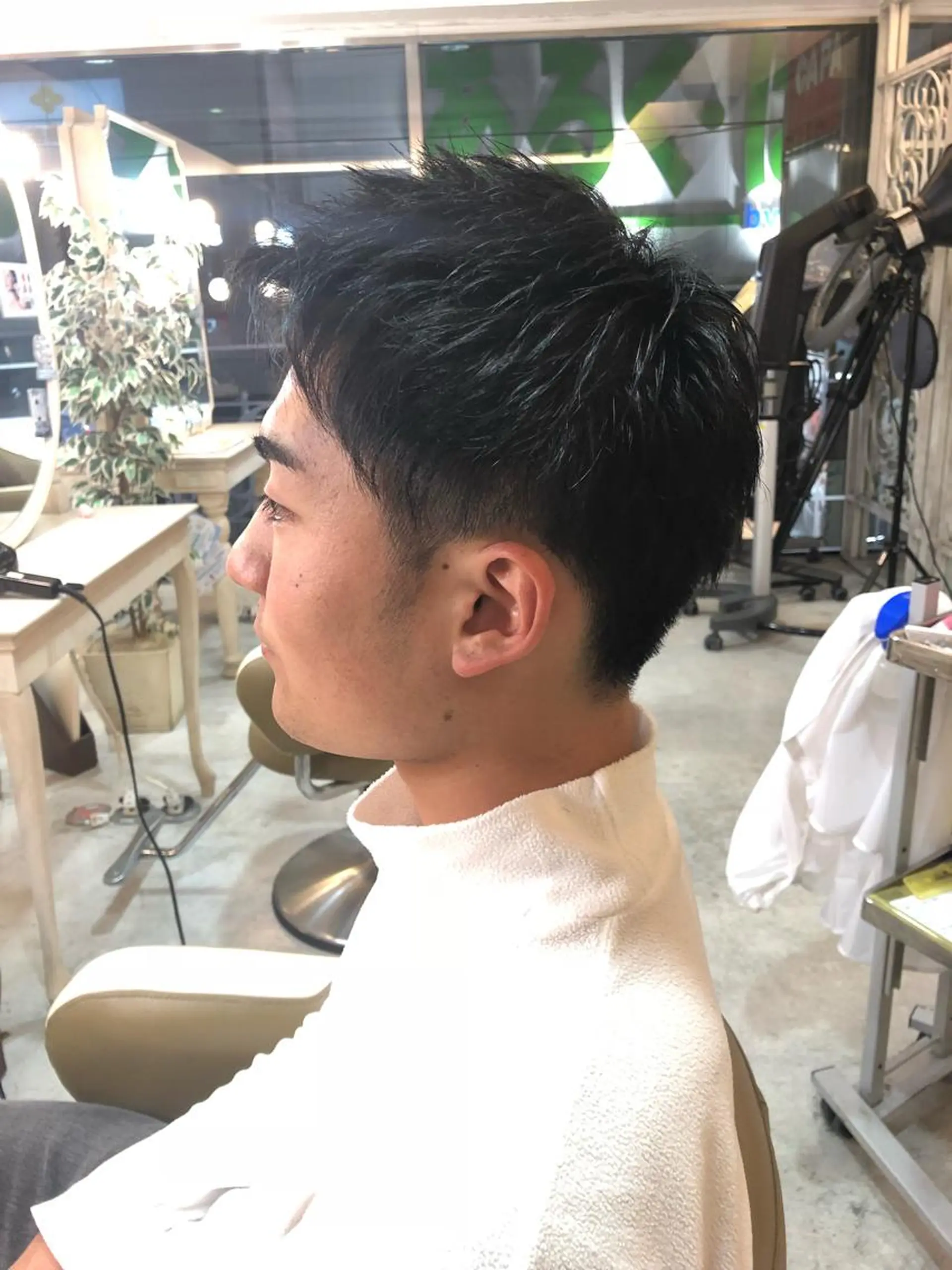 メンズ デザインカラー🎨 下北沢 / 磯部のヘアスタイル