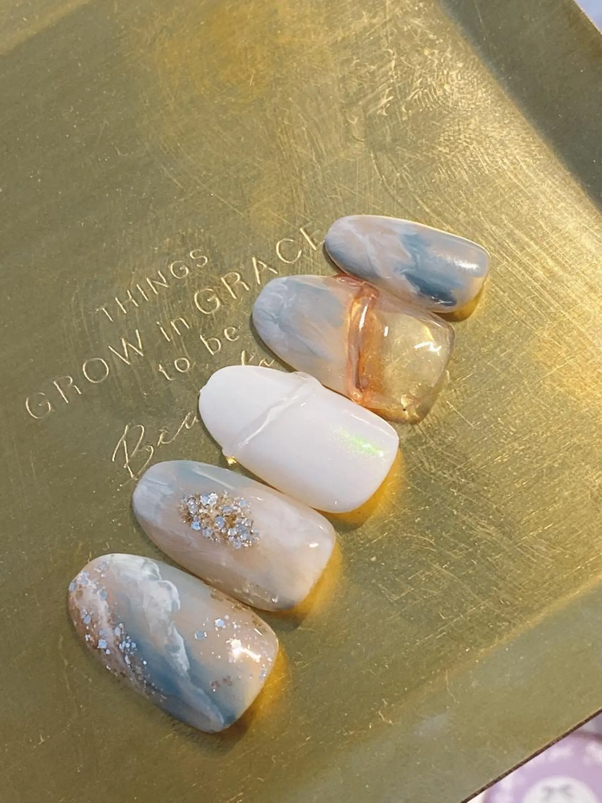 ネイル 大人キレイ 𝑁𝑖𝑥𝑖𝑠のネイルデザイン