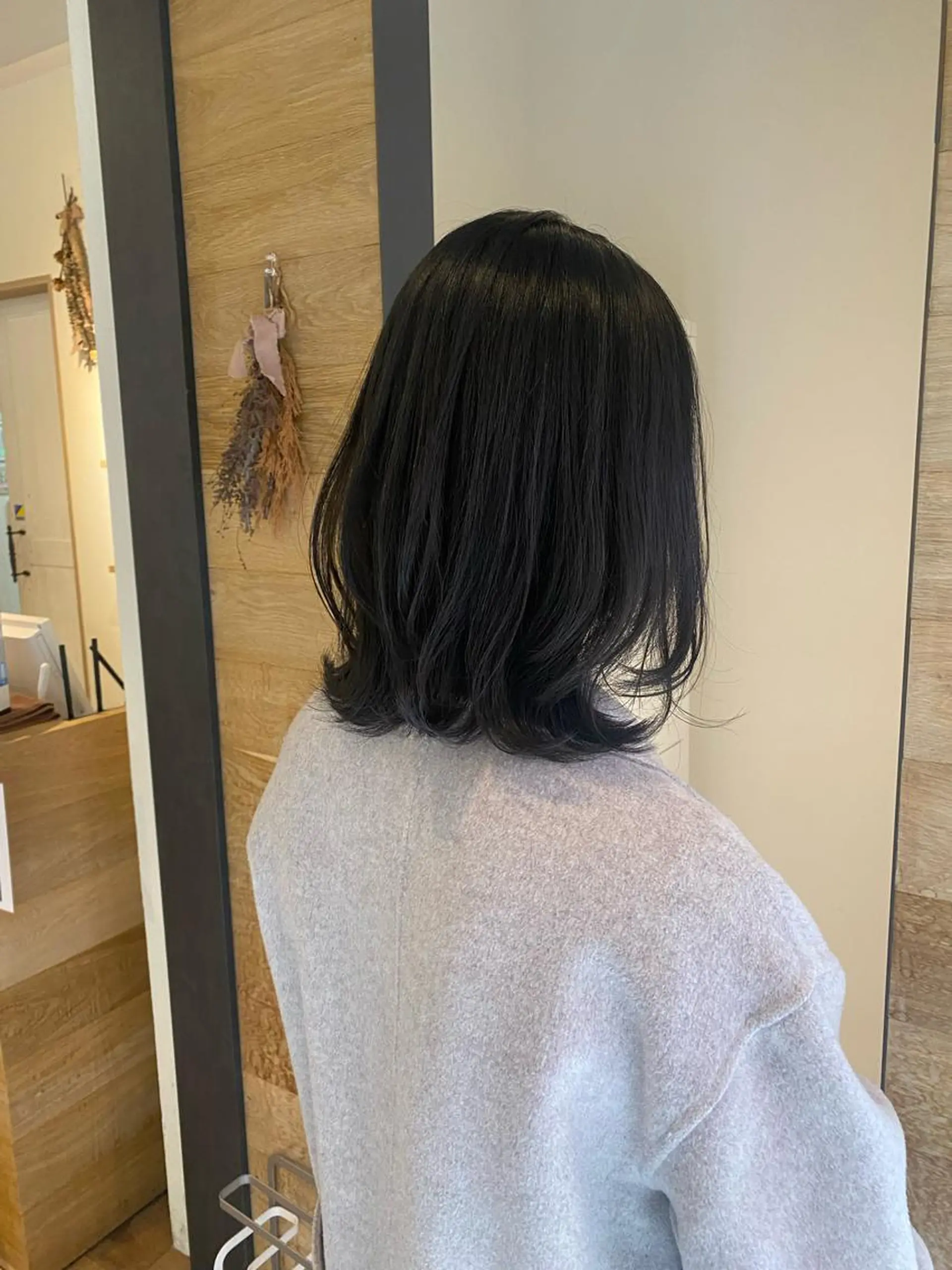 ミディアム newi京橋 【sachi】のヘアスタイル