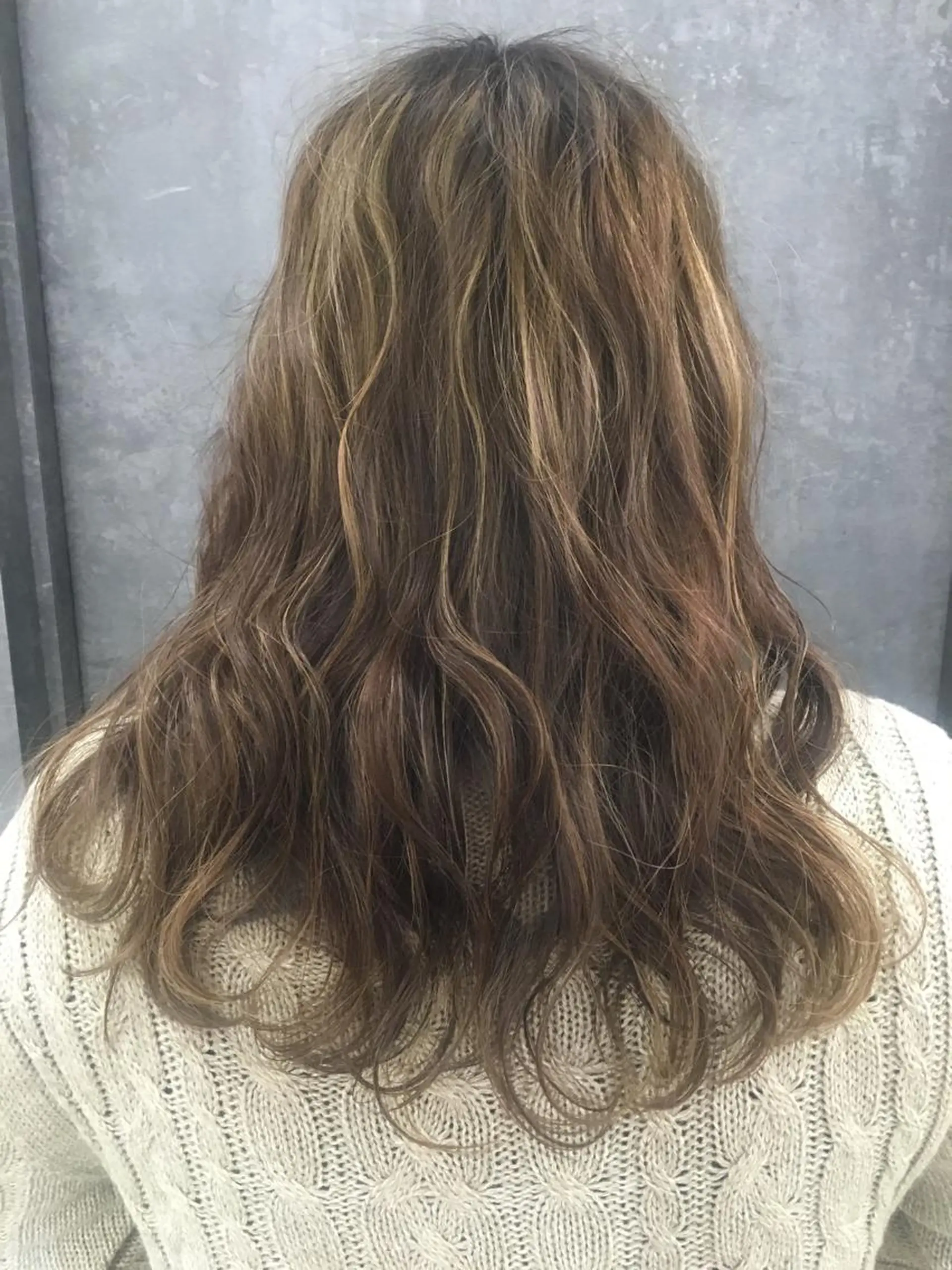 カラー ハイライトカラー ヘアカラー 🤍2nd🤍田所 美希のヘアスタイル