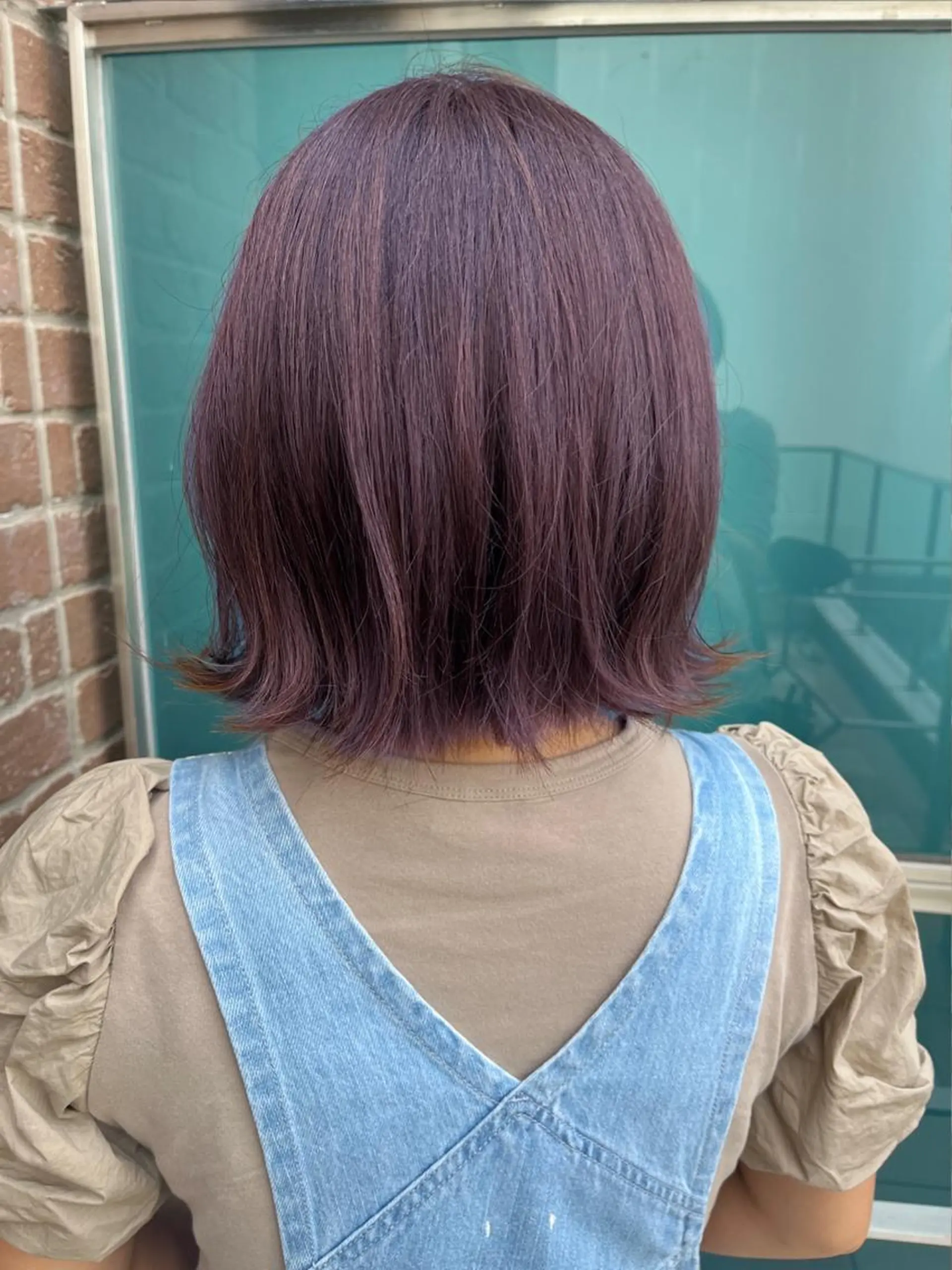 ミディアム カラー パーマ ヘアアレンジ メンズ キッズ ネイル マツエク・マツパ アイブロウ ミディアムパーマ メンズパーマ ブラウンカラー ケアカラー 透明感カラー ヘッドスパ 久木原 ゆりのヘアスタイル
