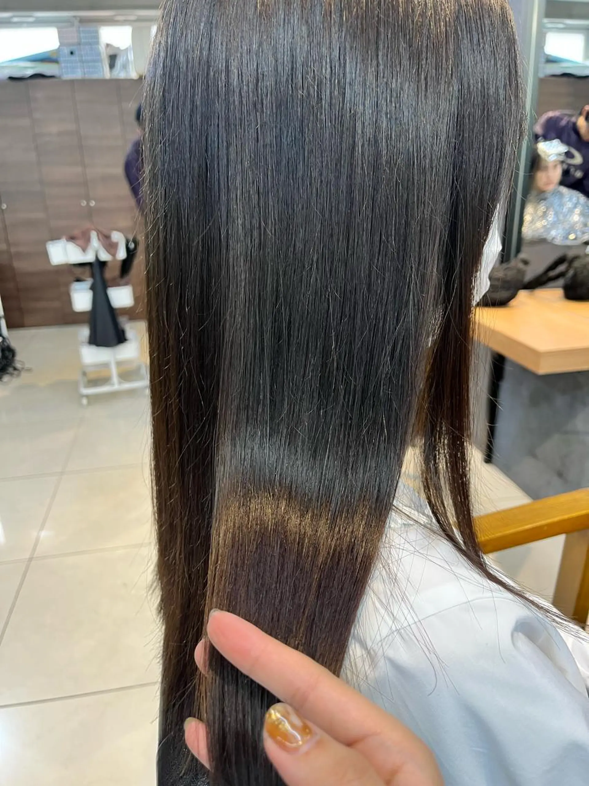 ロング カラー ヘアアレンジ キッズ ネイル マツエク・マツパ 透明感カラー🤎 ゆりのヘアスタイル