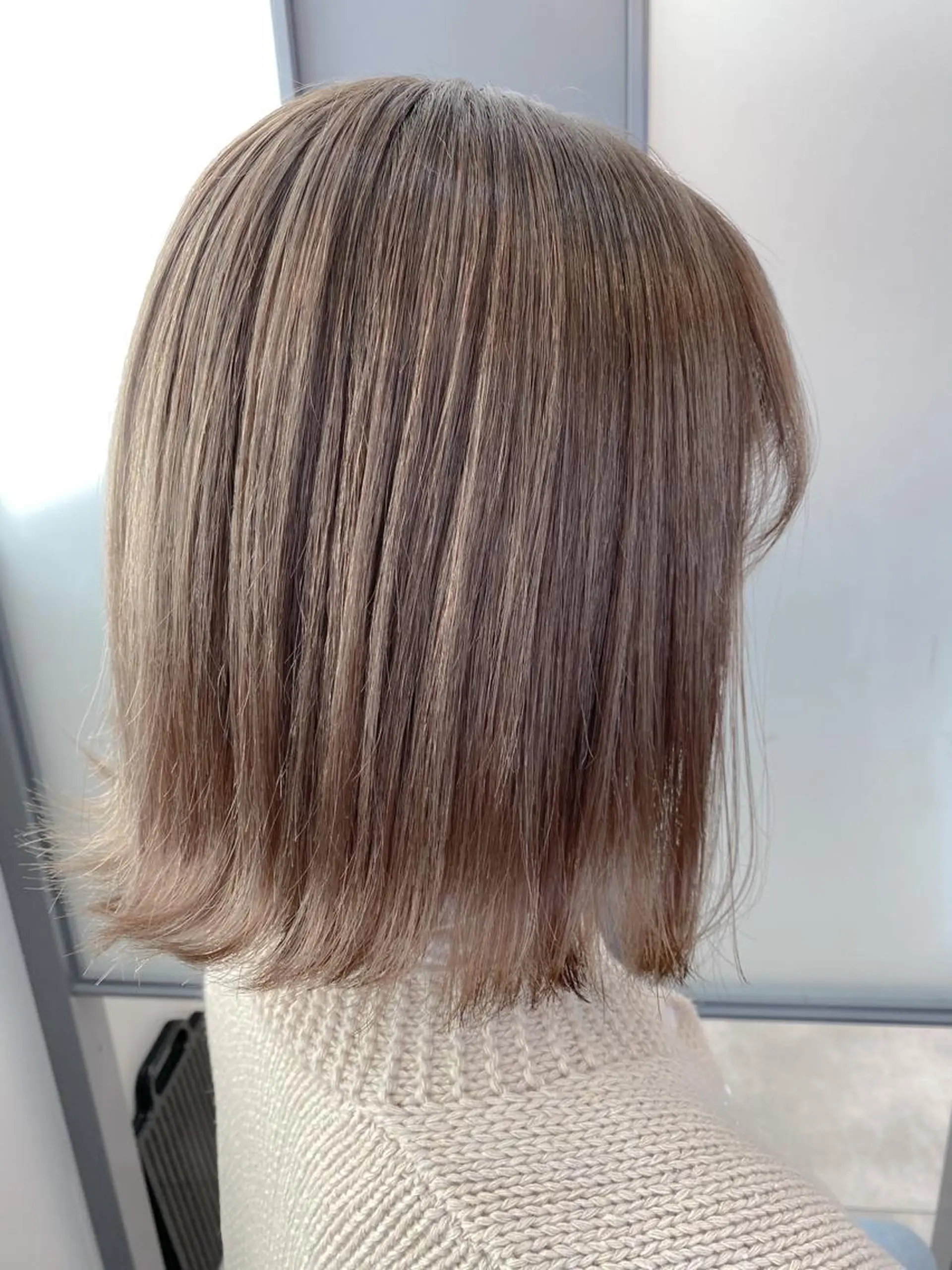 セミロング カラー ブリーチ ヘーゼル 【透明感、艶髪】西村 有司のヘアスタイル