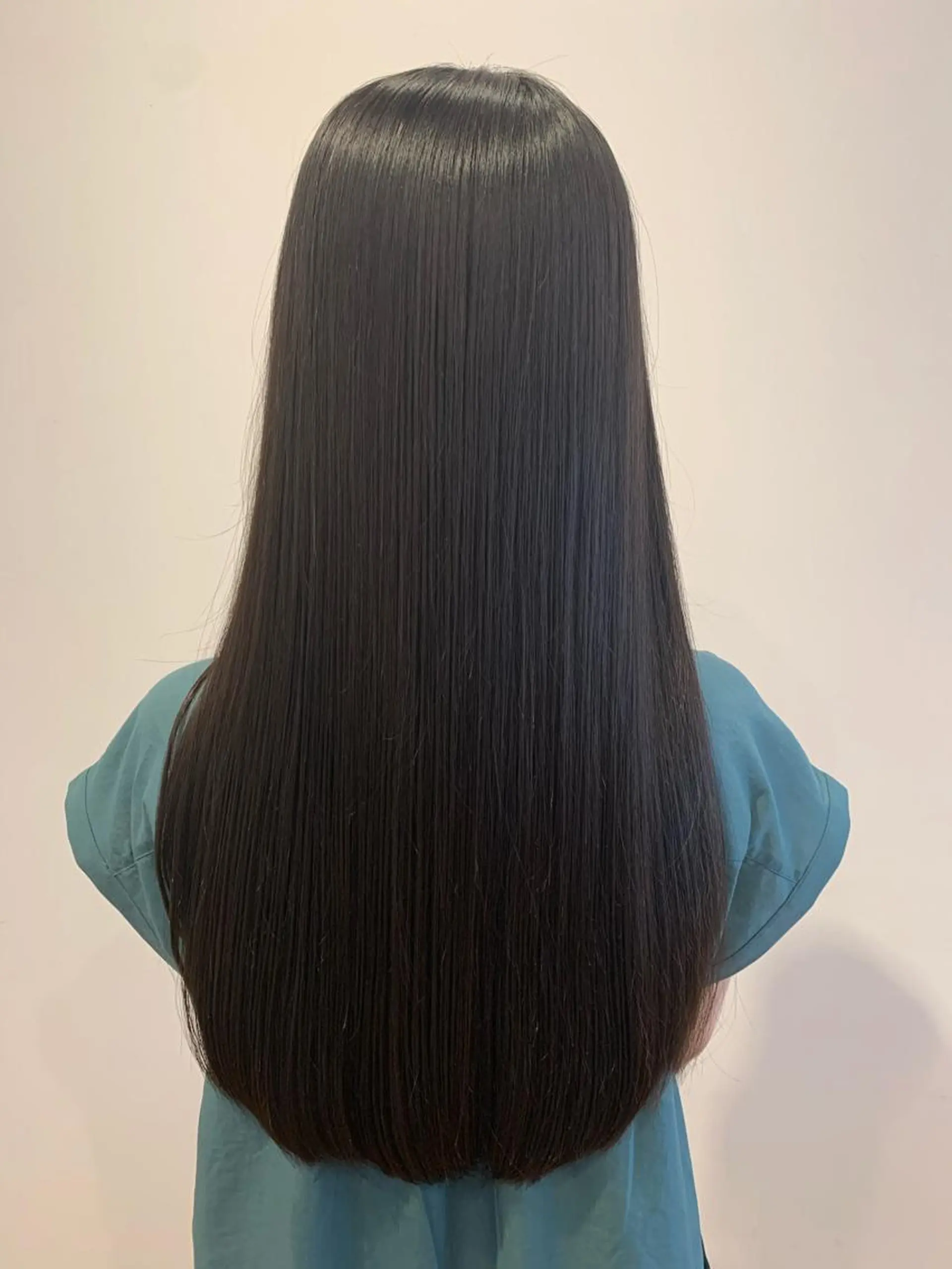 ロング 多田 彩香のヘアスタイル