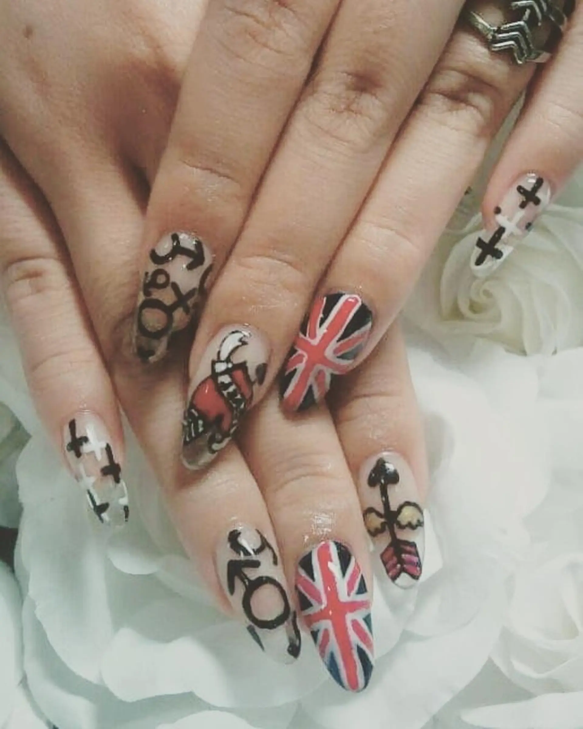 ネイル 持ち込み ハンドネイル 板倉 店長のネイルデザイン