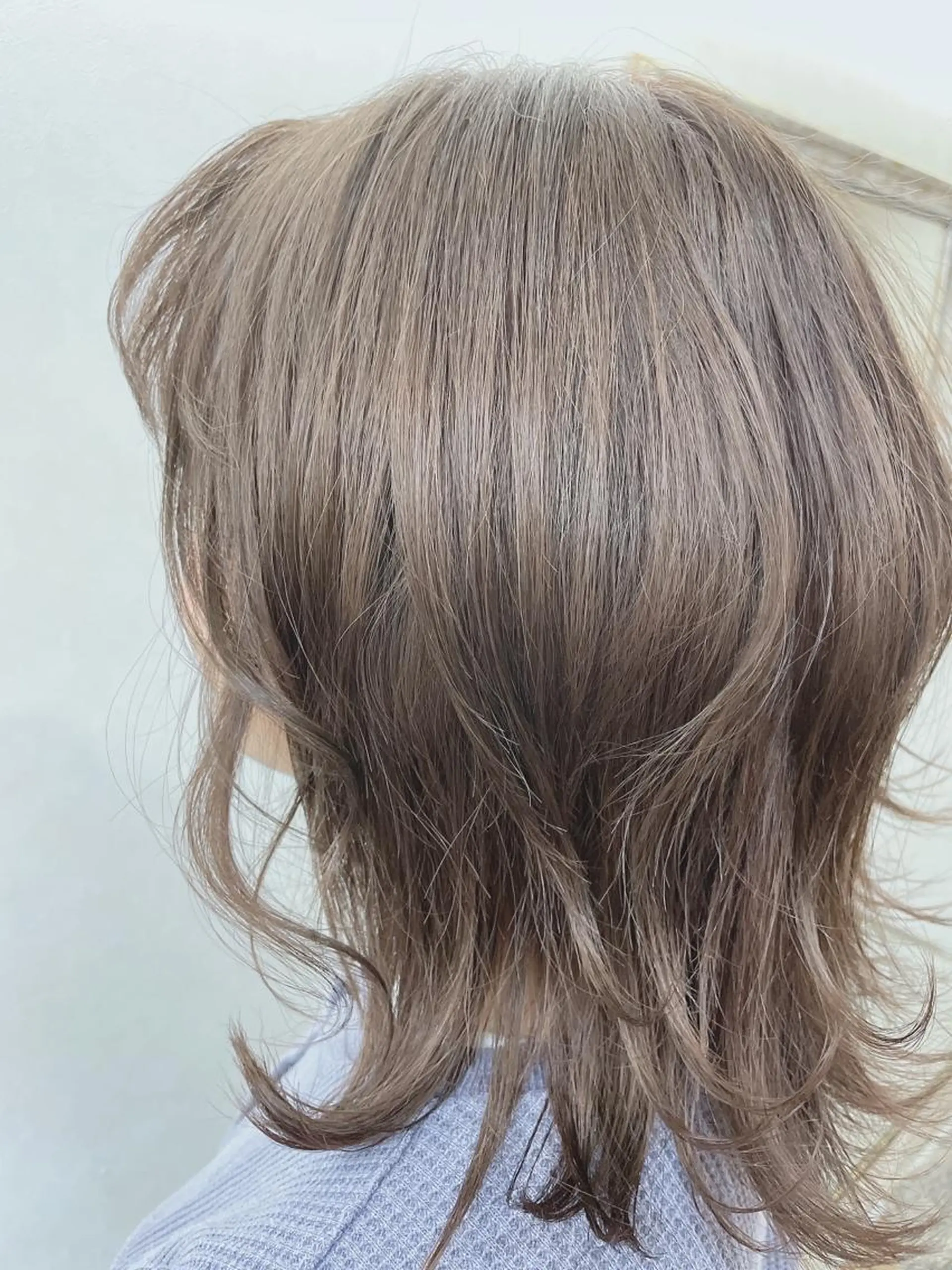 ショート カラー ベージュカラー ミルクティーベージュ TOWA 野村　コウダイのヘアスタイル