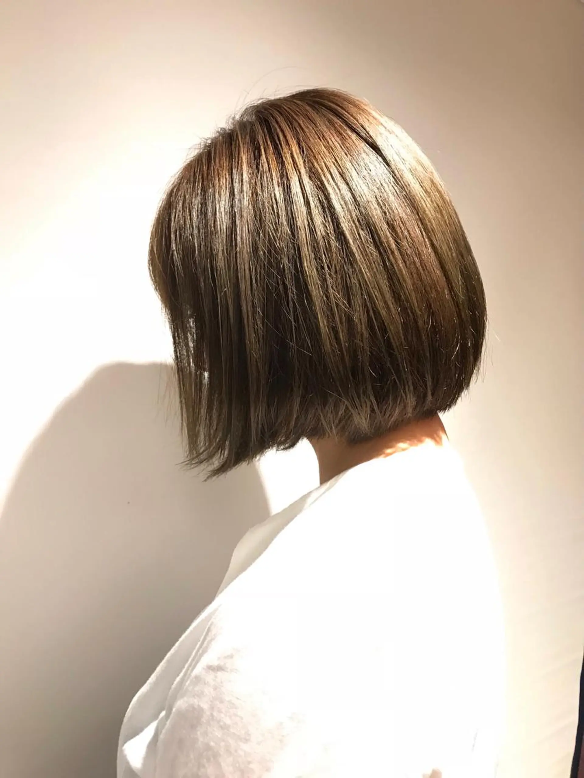 ミディアム カラー BIANCO北堀江 AKANEのヘアスタイル