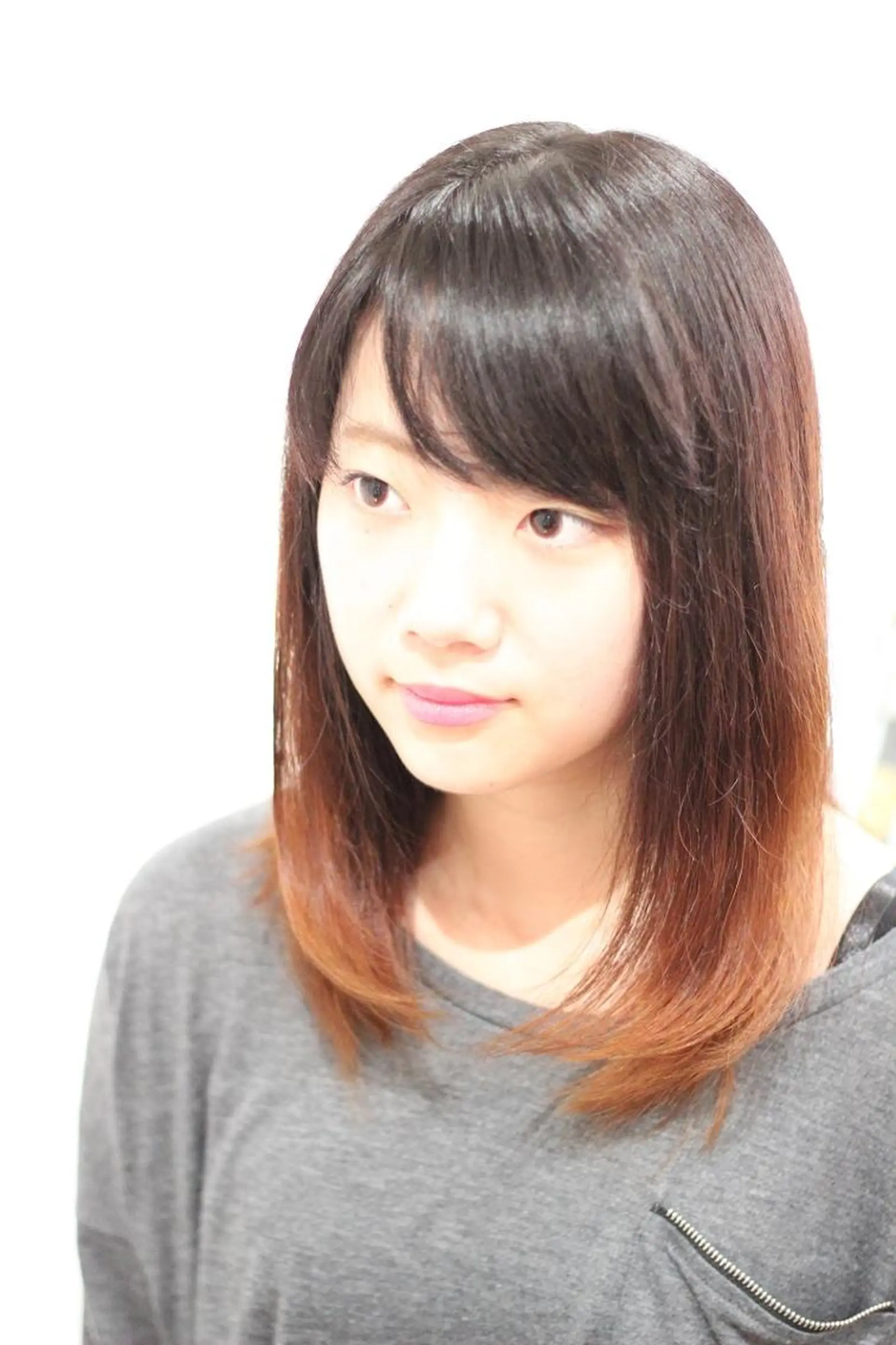 セミロング カット 縮毛矯正 トリートメント 門脇 健悟のヘアスタイル