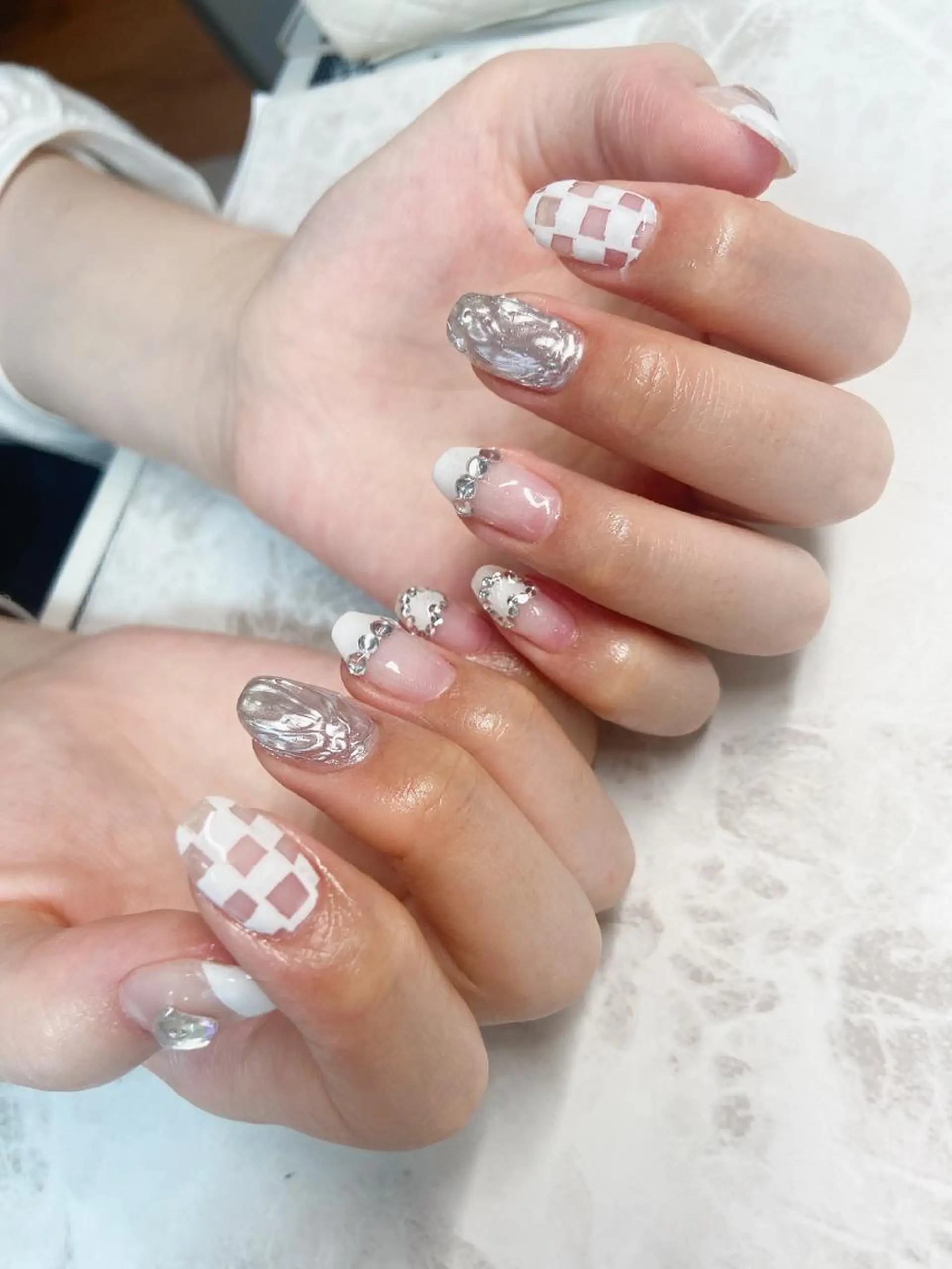 ネイル 持ち込み ハンドネイル lulucharis nailのネイルデザイン