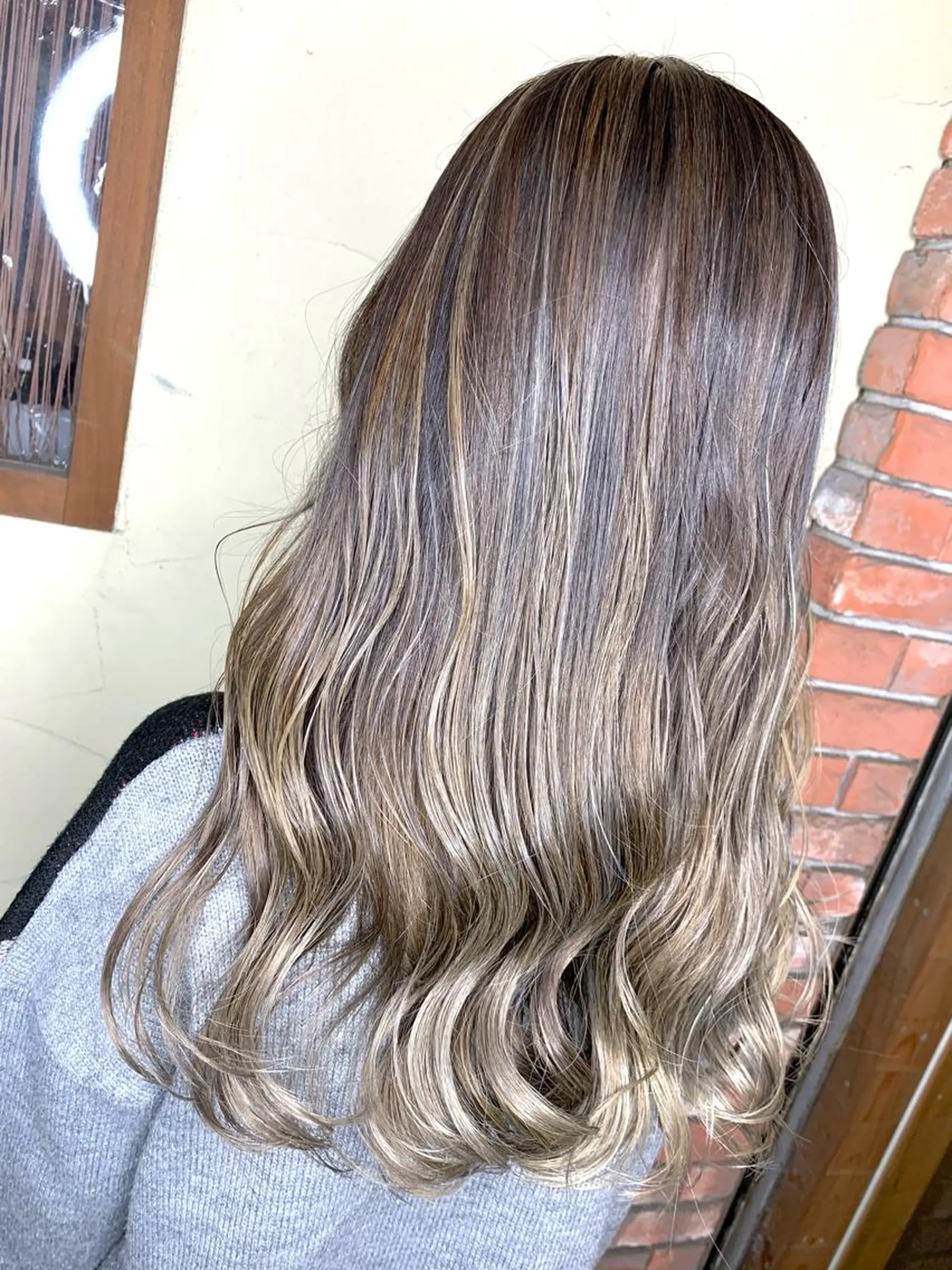 ロング カラー パーマ ヘアアレンジ メンズ キッズ ネイル マツエク・マツパ 髪質改善 艶髪🔵ﾌｾﾅｵﾔのヘアスタイル