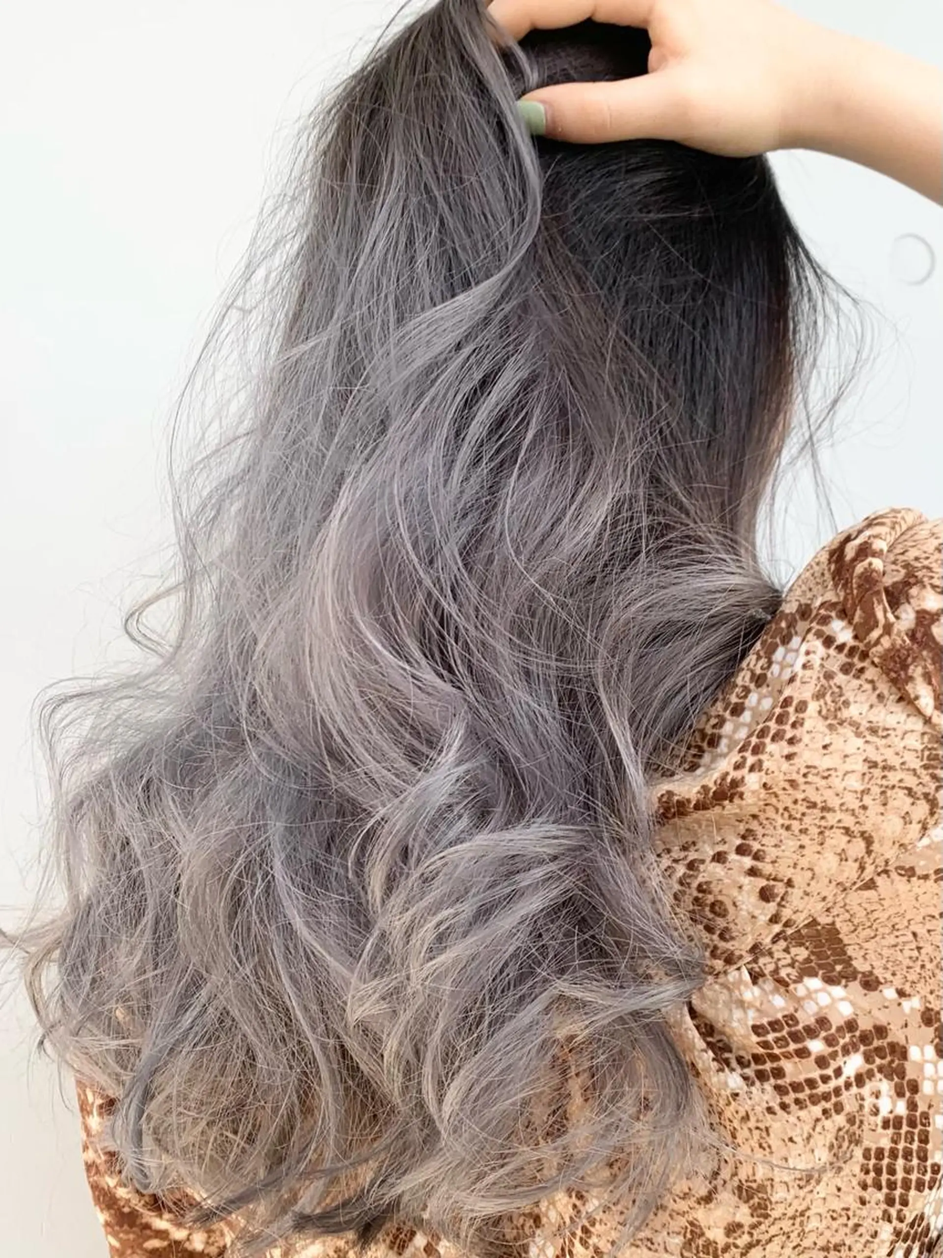 ロング ヘアカラー トリートメント もにか🌞原宿/渋谷 🌝ブリーチカラーのヘアスタイル