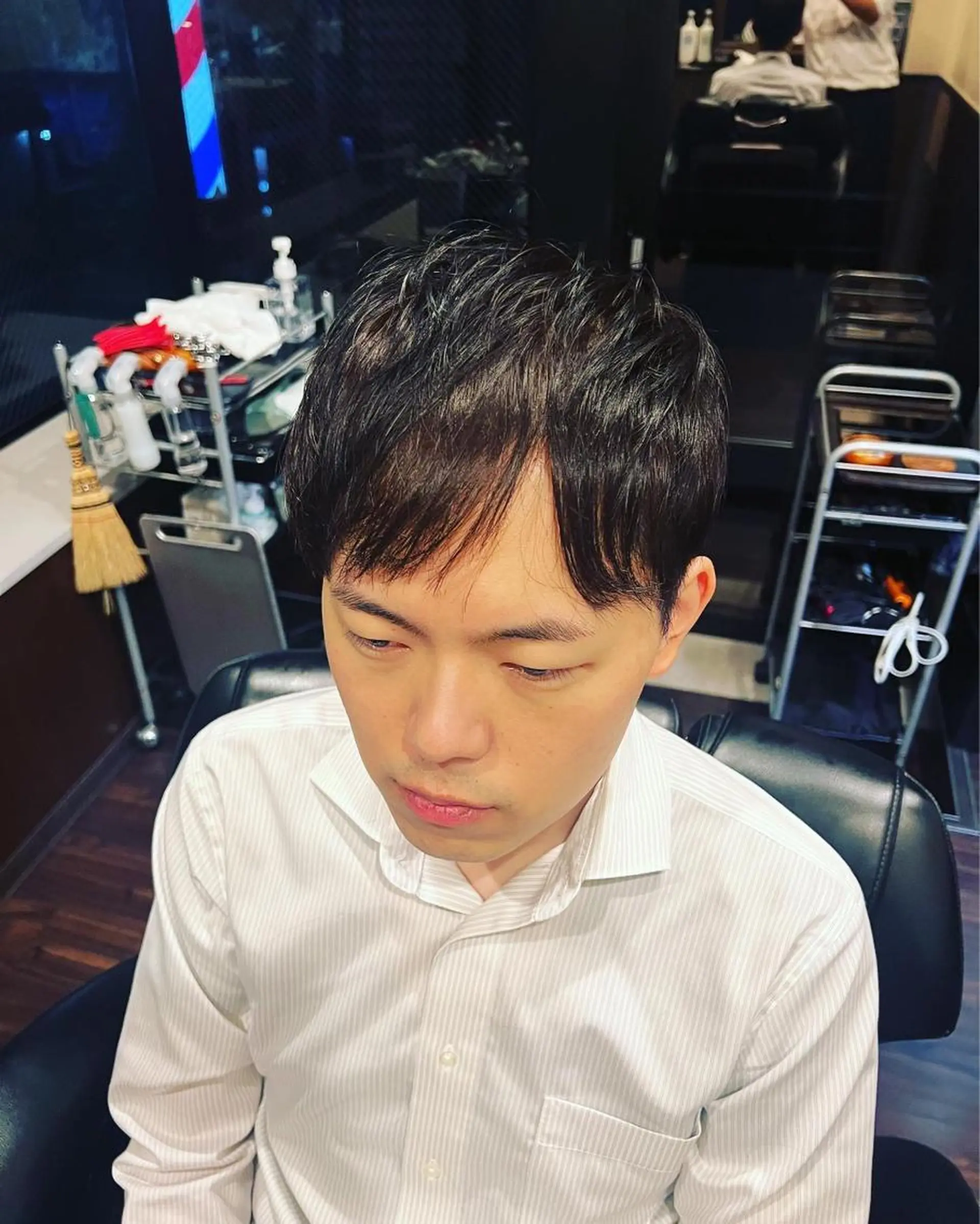 ショート カット 銀座バルビエグラン 角田雅樹（夜限定）のヘアスタイル