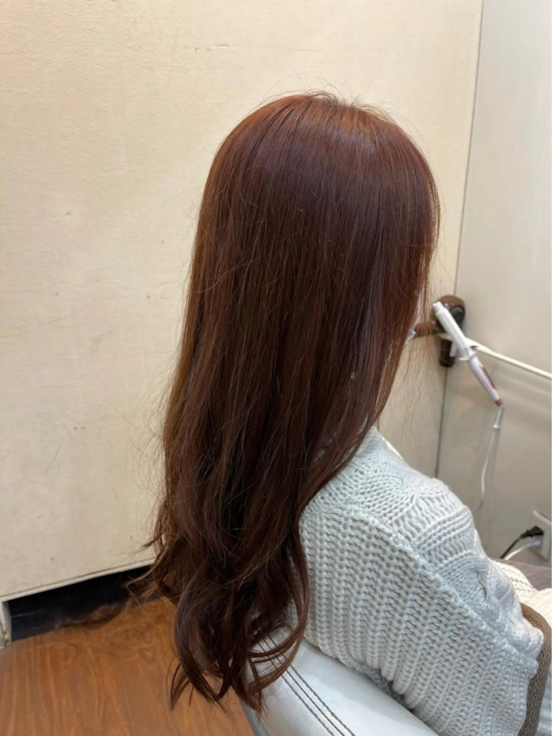 ロング カラー ブリーチ ブラウンカラー ピンクカラー ピンクブラウン カット ヘアカラー まさき✂︎ブリーチ／ デザインカラーのヘアスタイル