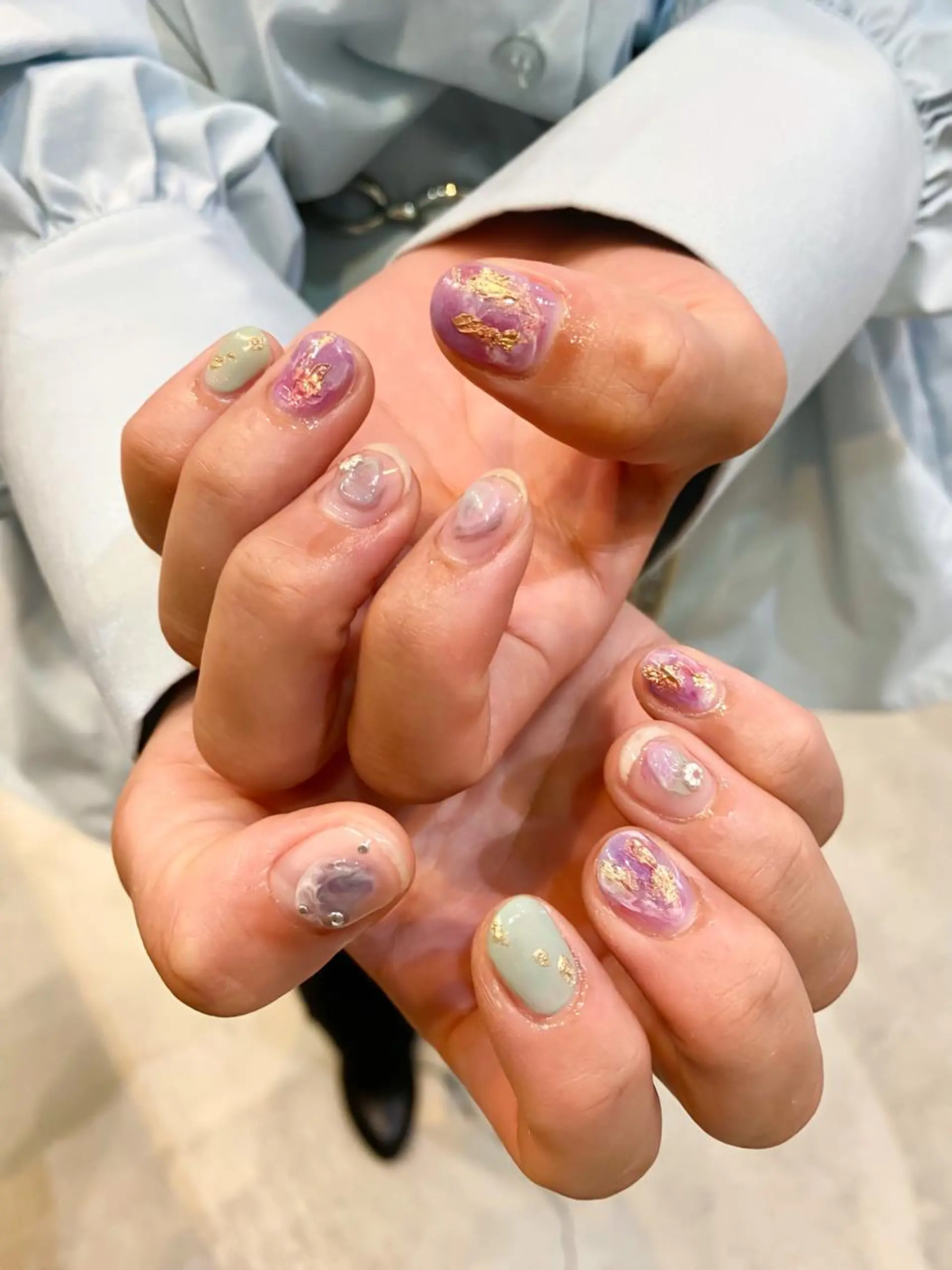 ネイル オーロラネイル マグネットネイル ニュアンスネイル オフィスネイル シンプルネイル ハンドネイル 草加ニュアンスネイル 🌚hersのネイルデザイン