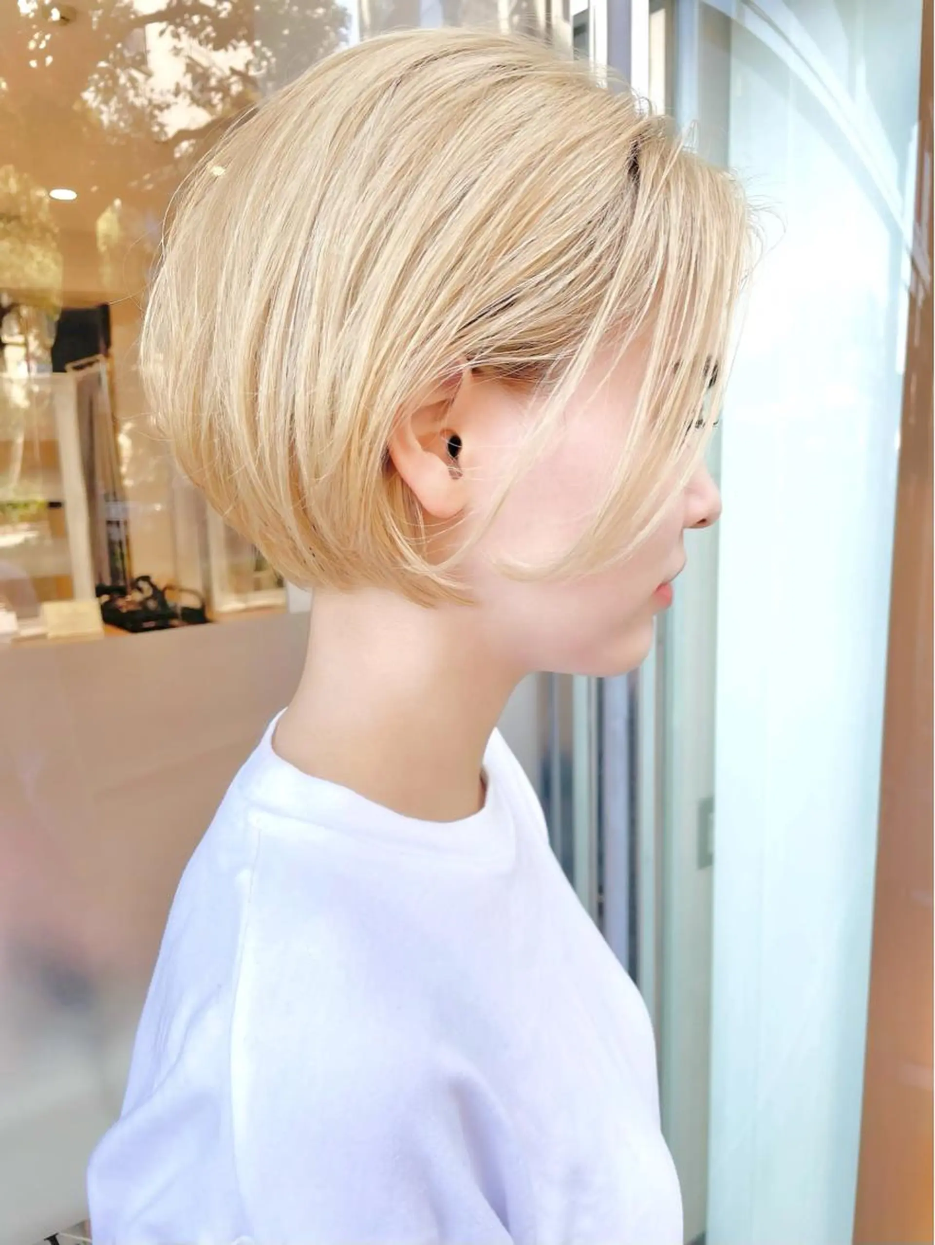 ショート 三鷹で1番ショート ボブをカットする新谷のヘアスタイル